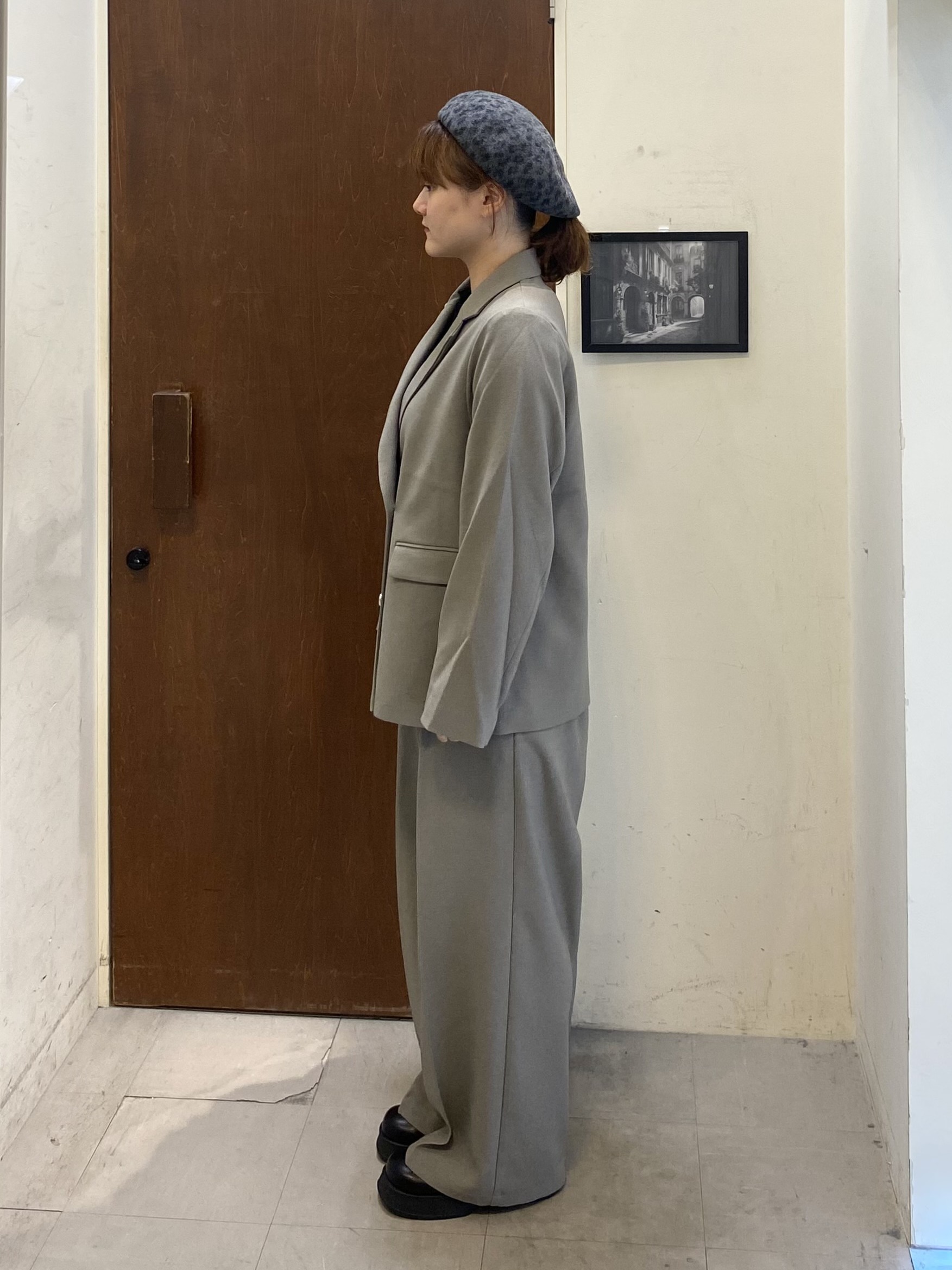 お塩さんの「SHOO･LA･RUE｜【セットアップ可/洗濯後しわになりにくい】ウールフィール ダブルジャケット」を使ったコーディネート