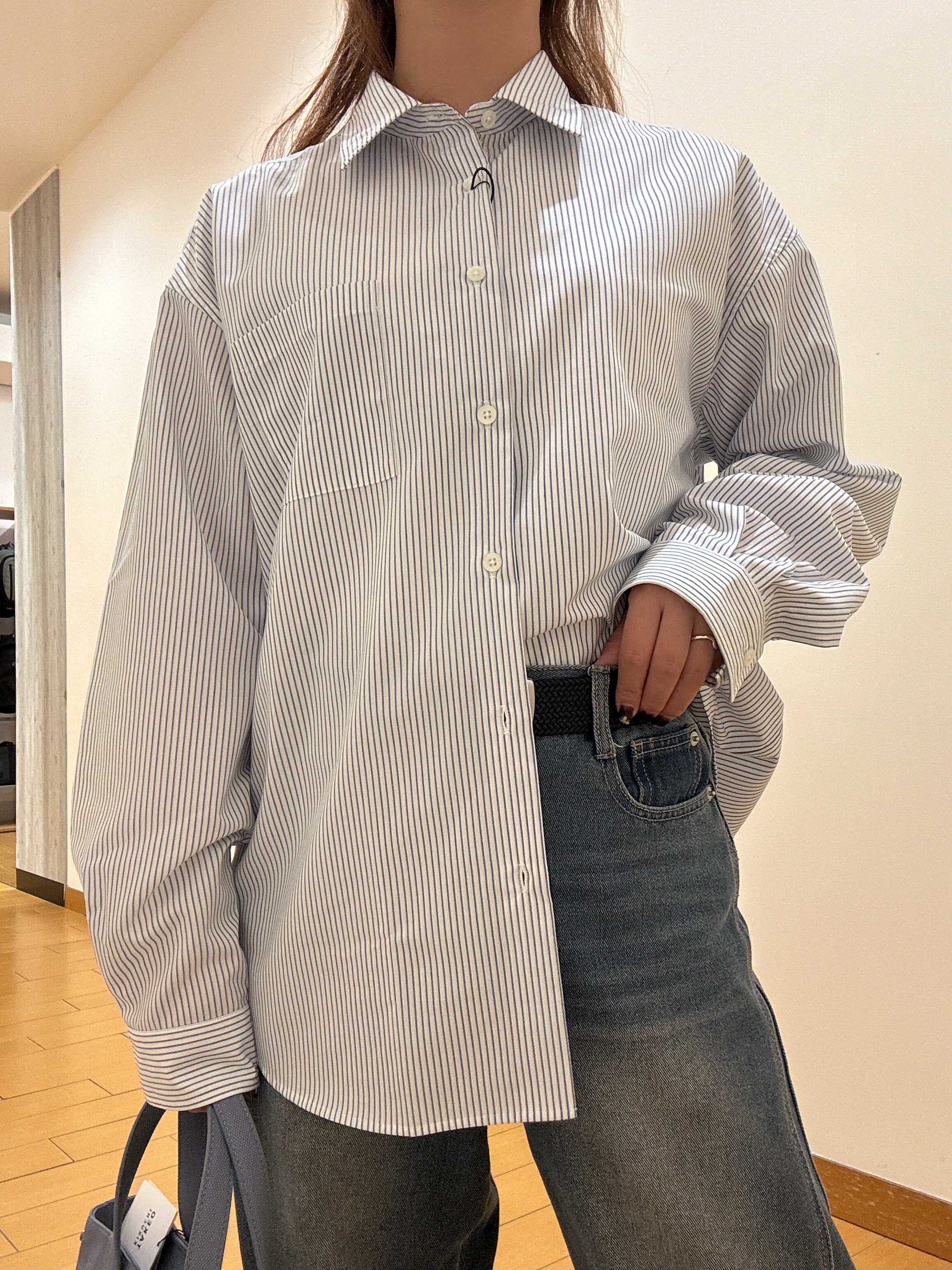 ヒナさんの「TAKEO KIKUCHI｜【日本製/Sサイズ～】リラックスフィットシャツ」を使ったコーディネート