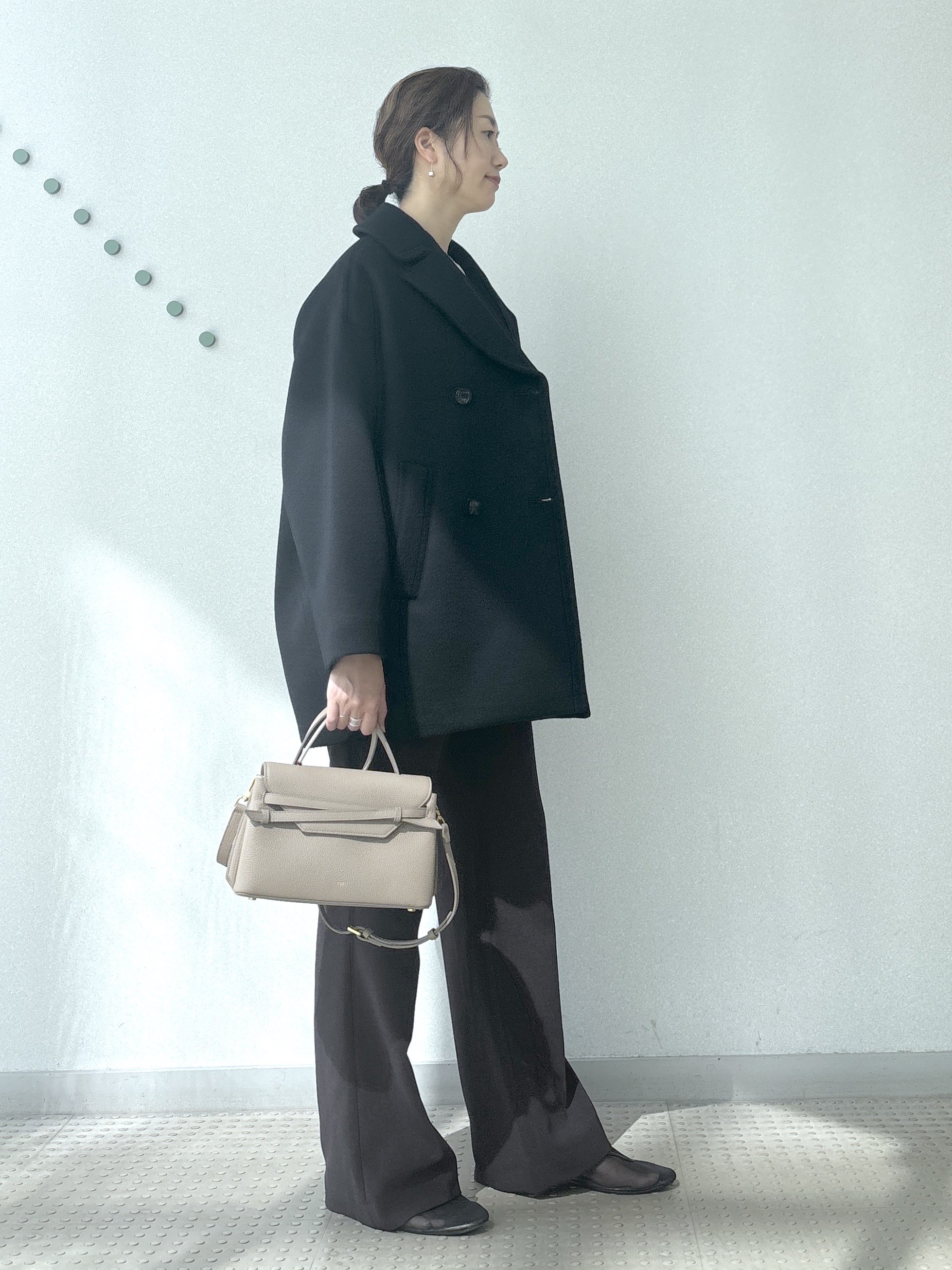 saitoさんの「DRESSTERIOR｜ストレッチ フルニードルニット」を使ったコーディネート