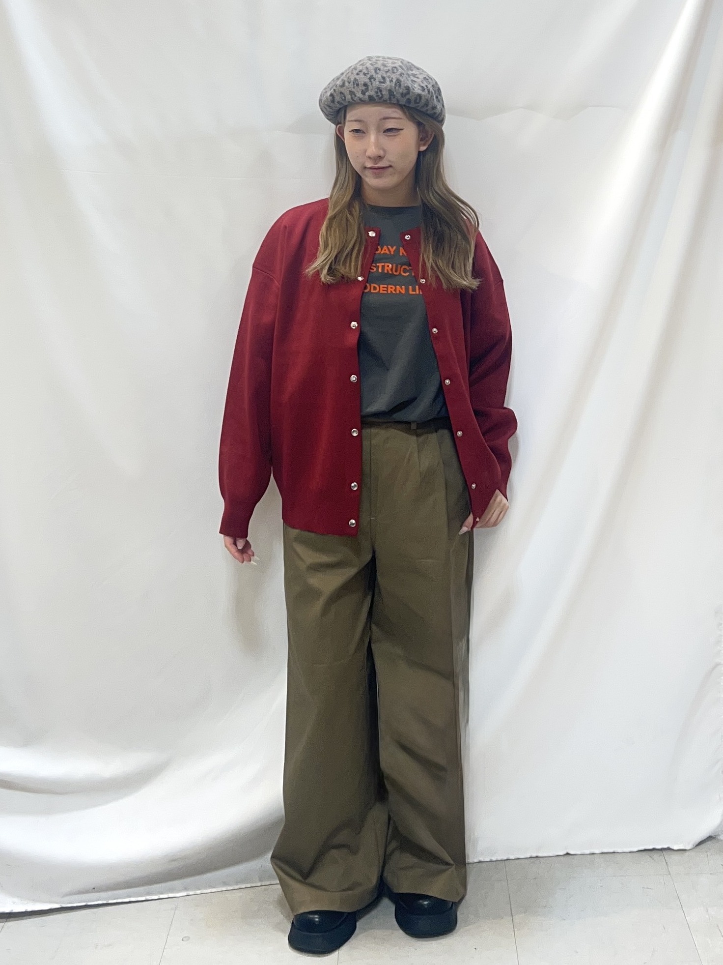 reonさんの「SHOO･LA･RUE｜【セットアップ可/洗濯機可】軽やかに羽織れる スポンディッシュ ニットカーディガン」を使ったコーディネート