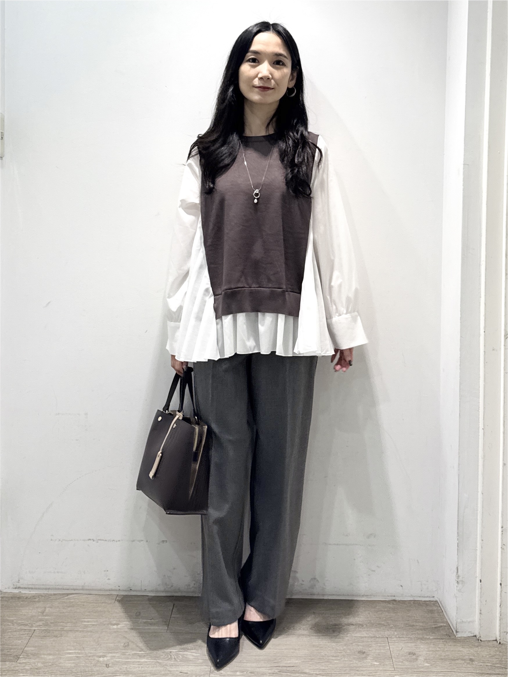 yuicciさんの「OPAQUE.CLIP｜プリーツデザインドッキングニット【洗濯機OK】」を使ったコーディネート