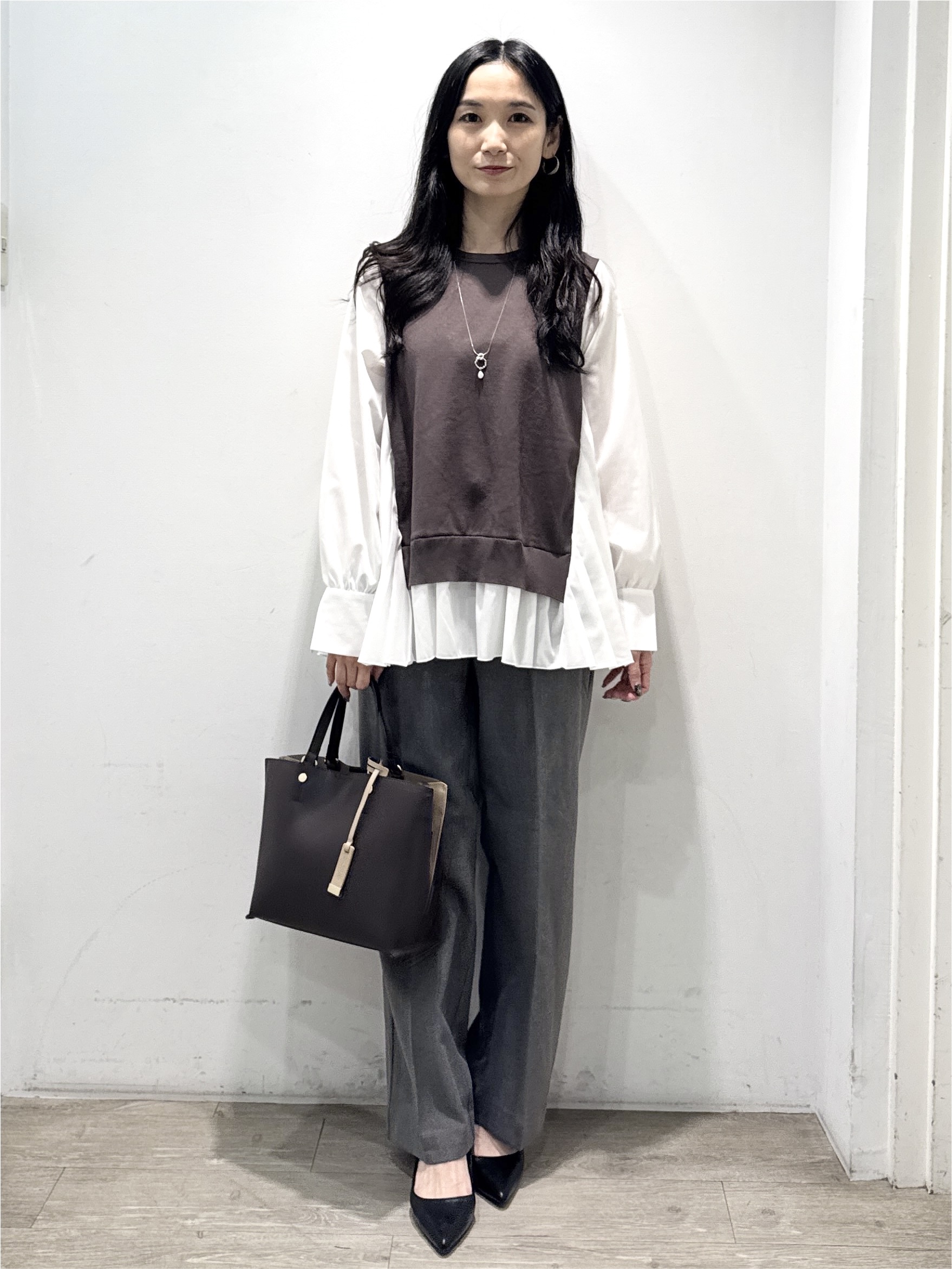 yuicciさんの「OPAQUE.CLIP｜プリーツデザインドッキングニット【洗濯機OK】」を使ったコーディネート