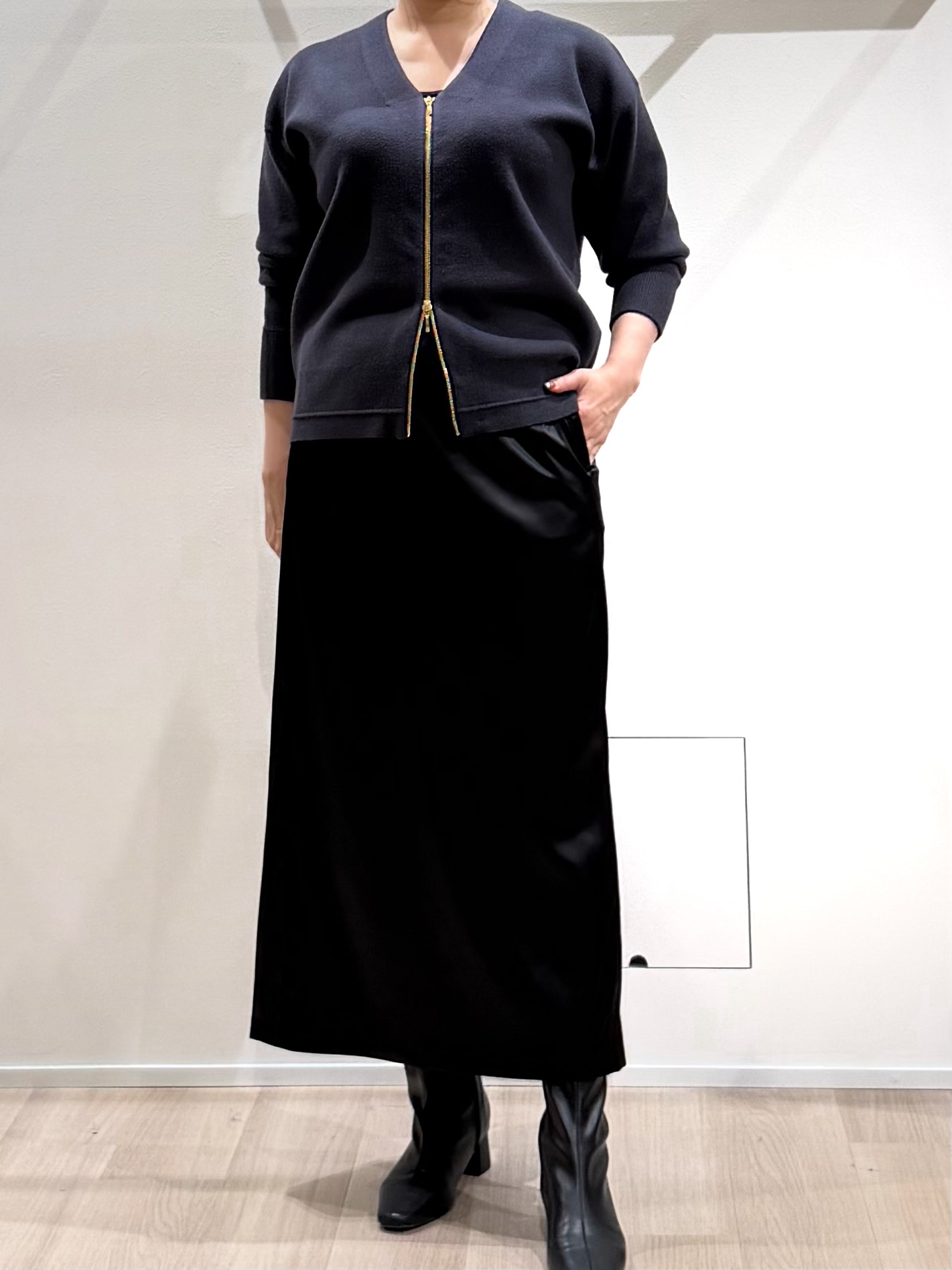 TOMOMIさんの「UNTITLED｜【ミラノリブ編み】ジップニットブルゾン」を使ったコーディネート