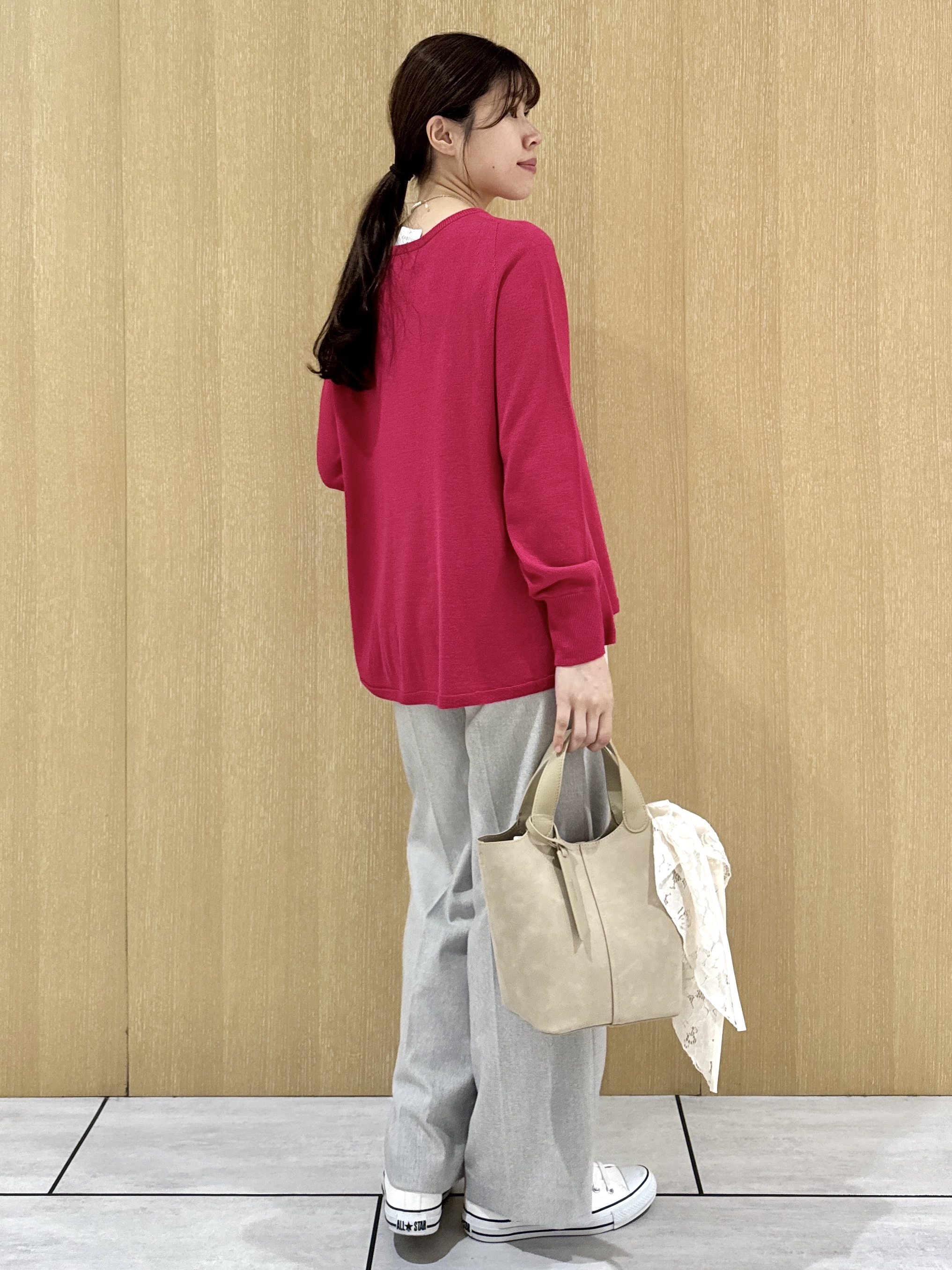 nanaさんの「UNTITLED｜【きれいに体型カバー/8色展開】Aラインシルエットニットプルオーバー」を使ったコーディネート
