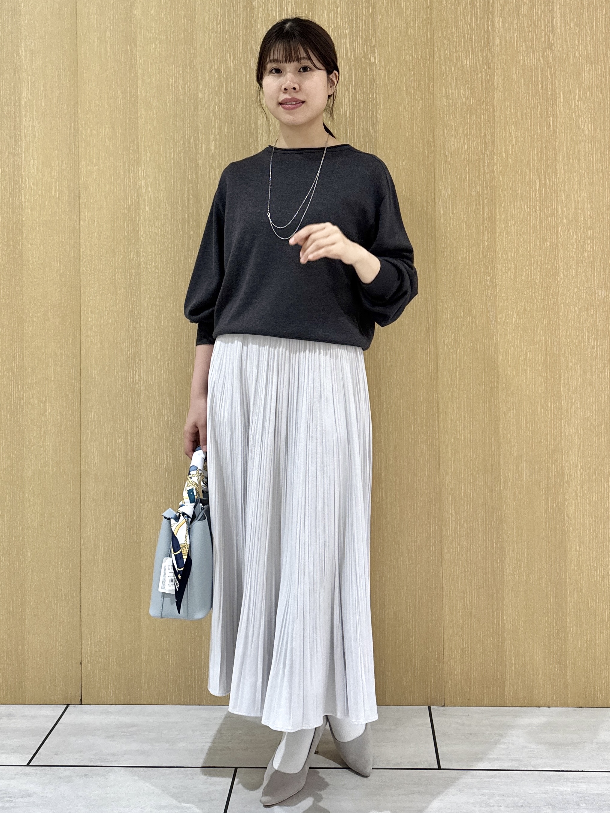 nanaさんの「UNTITLED｜【店頭人気！/8色展開】ボリュームスリーブニットプルオーバー」を使ったコーディネート