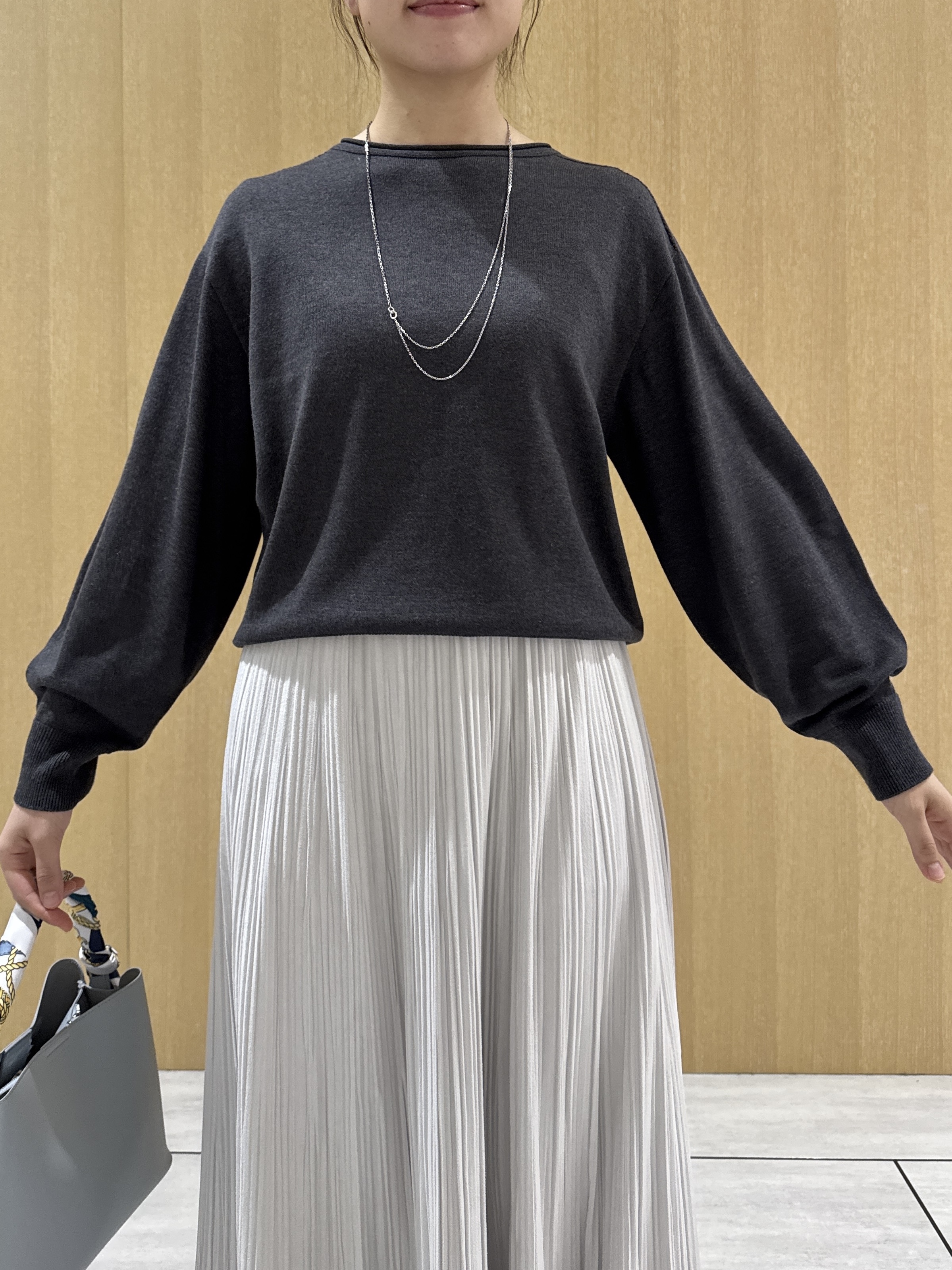 nanaさんの「UNTITLED｜【店頭人気！/8色展開】ボリュームスリーブニットプルオーバー」を使ったコーディネート