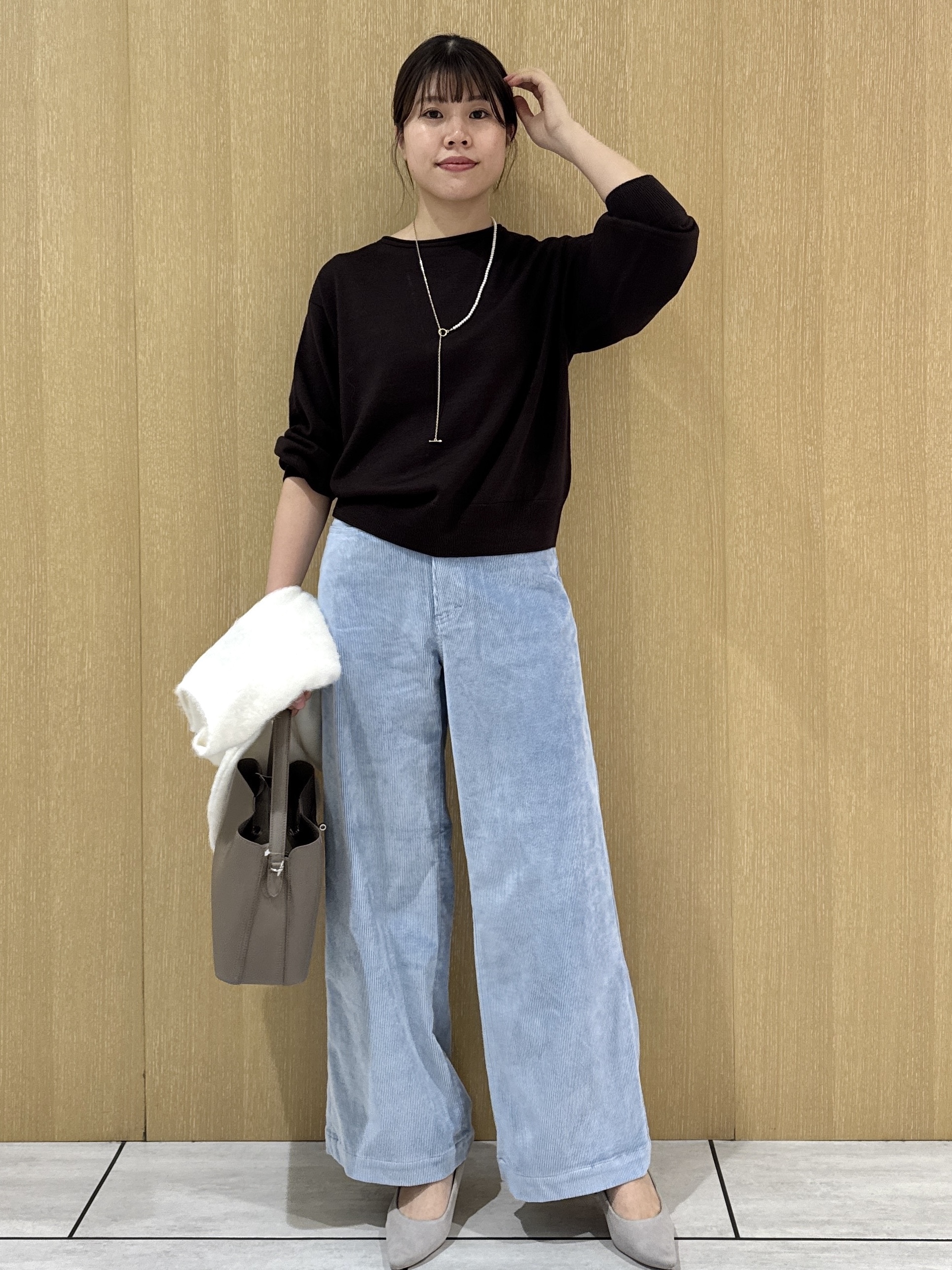 nanaさんの「UNTITLED｜【店頭人気！/8色展開】ボリュームスリーブニットプルオーバー」を使ったコーディネート