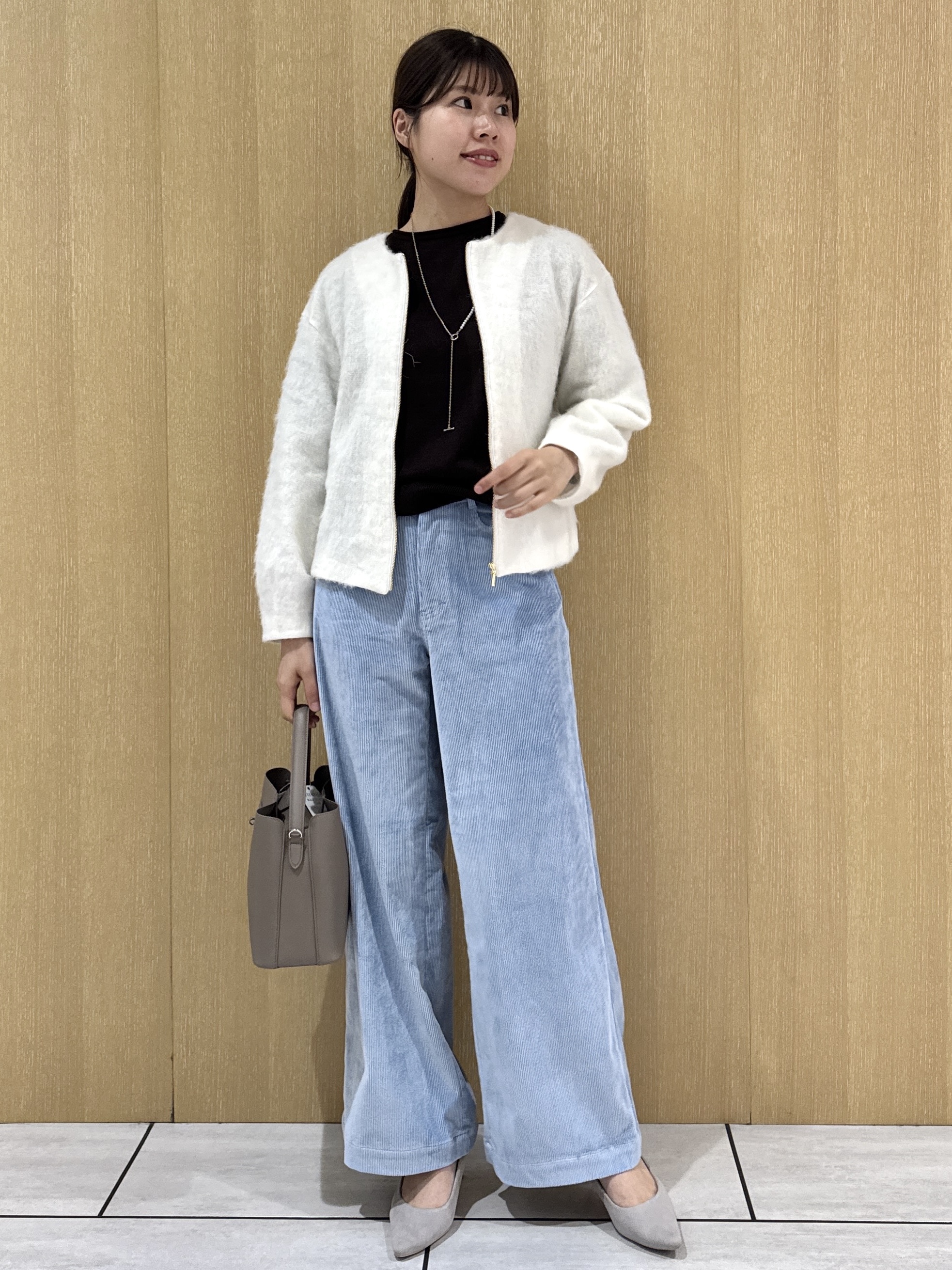 nanaさんの「UNTITLED｜【店頭人気！/8色展開】ボリュームスリーブニットプルオーバー」を使ったコーディネート