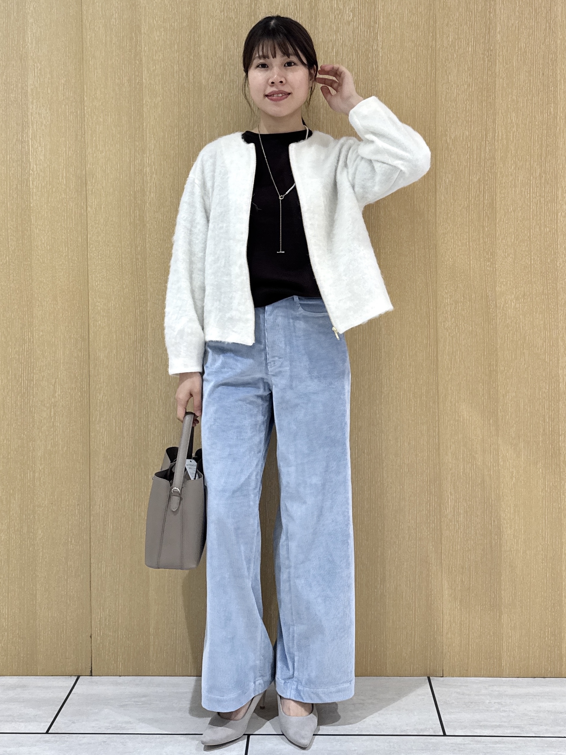 nanaさんの「UNTITLED｜【店頭人気！/8色展開】ボリュームスリーブニットプルオーバー」を使ったコーディネート