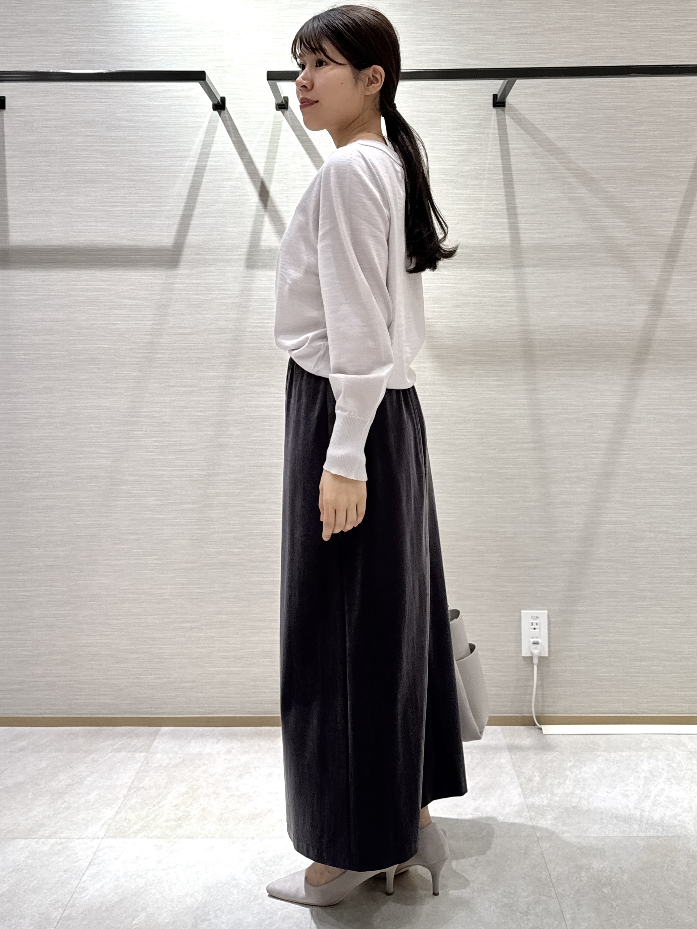 nanaさんの「UNTITLED｜【アンサンブル可/秋羽織り/通勤】シルクウールカシミヤカーディガン」を使ったコーディネート