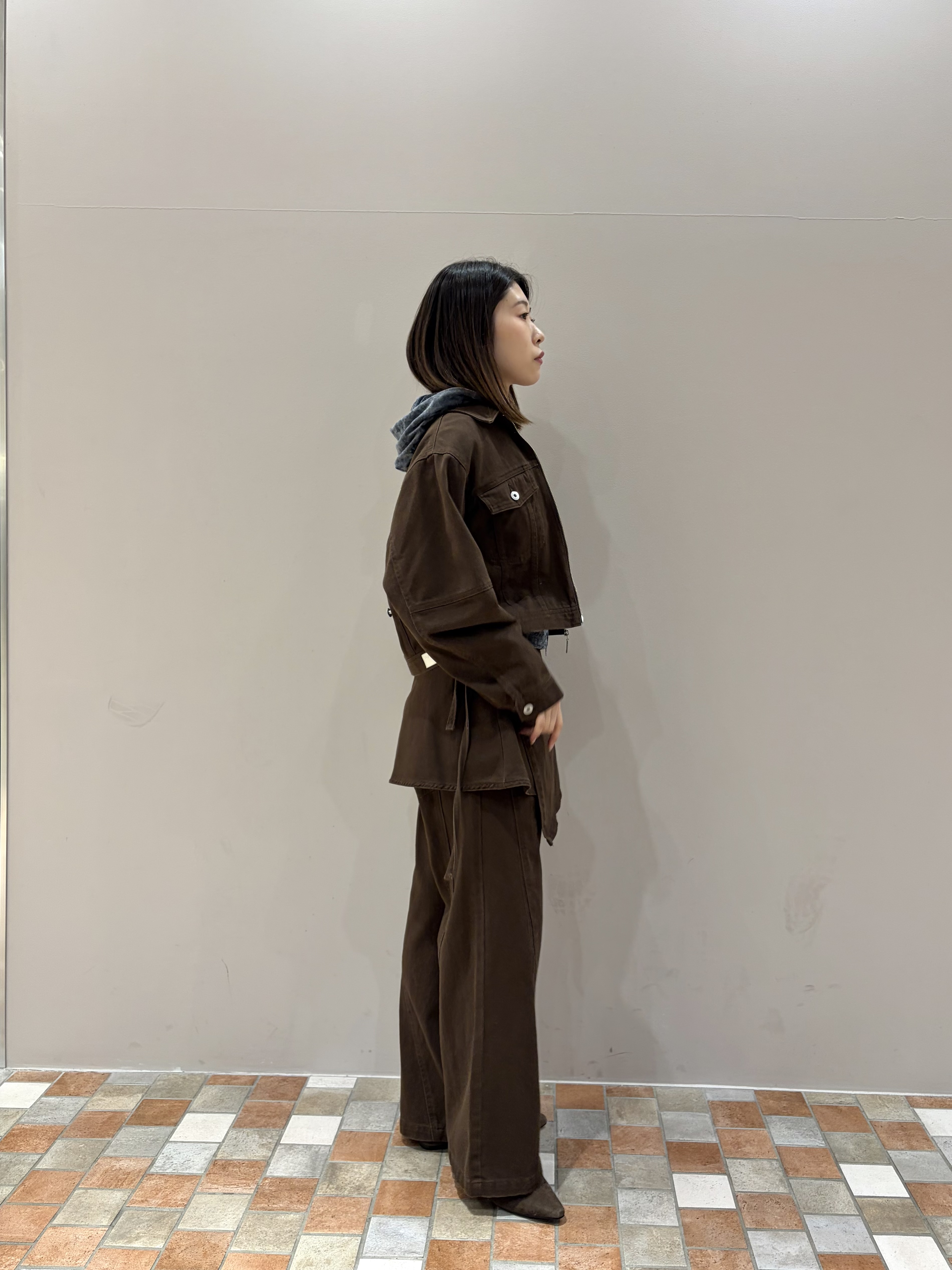 amiさんの「INDIVI｜ラインロングネックレス」を使ったコーディネート