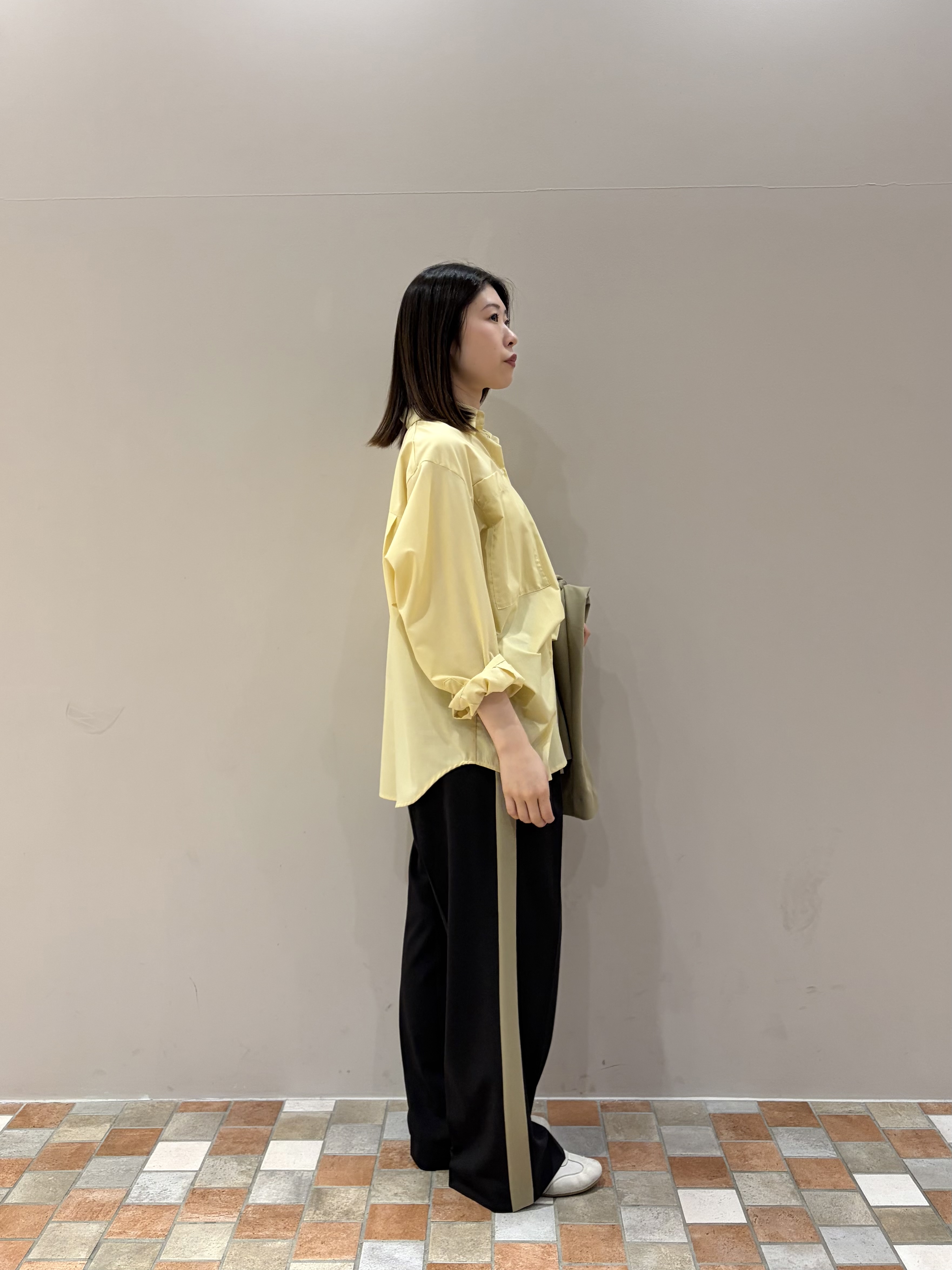 amiさんの「INDIVI｜ラインロングネックレス」を使ったコーディネート