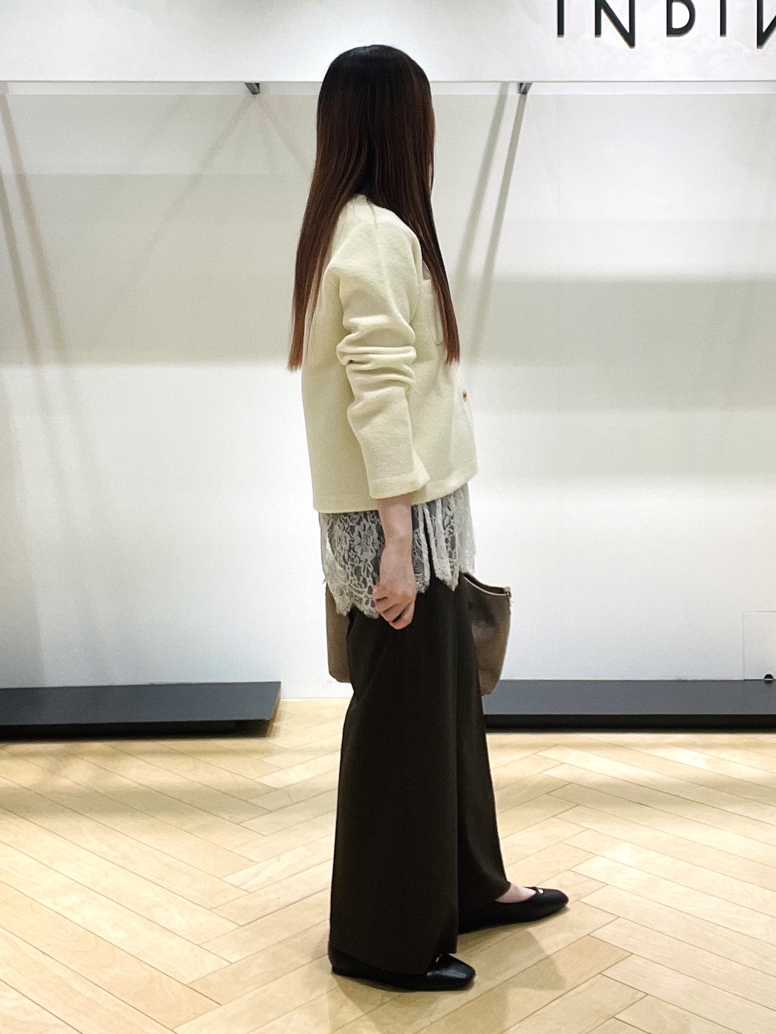 mさんの「INDIVI｜【軽やか】ブークレニットジャケット」を使ったコーディネート