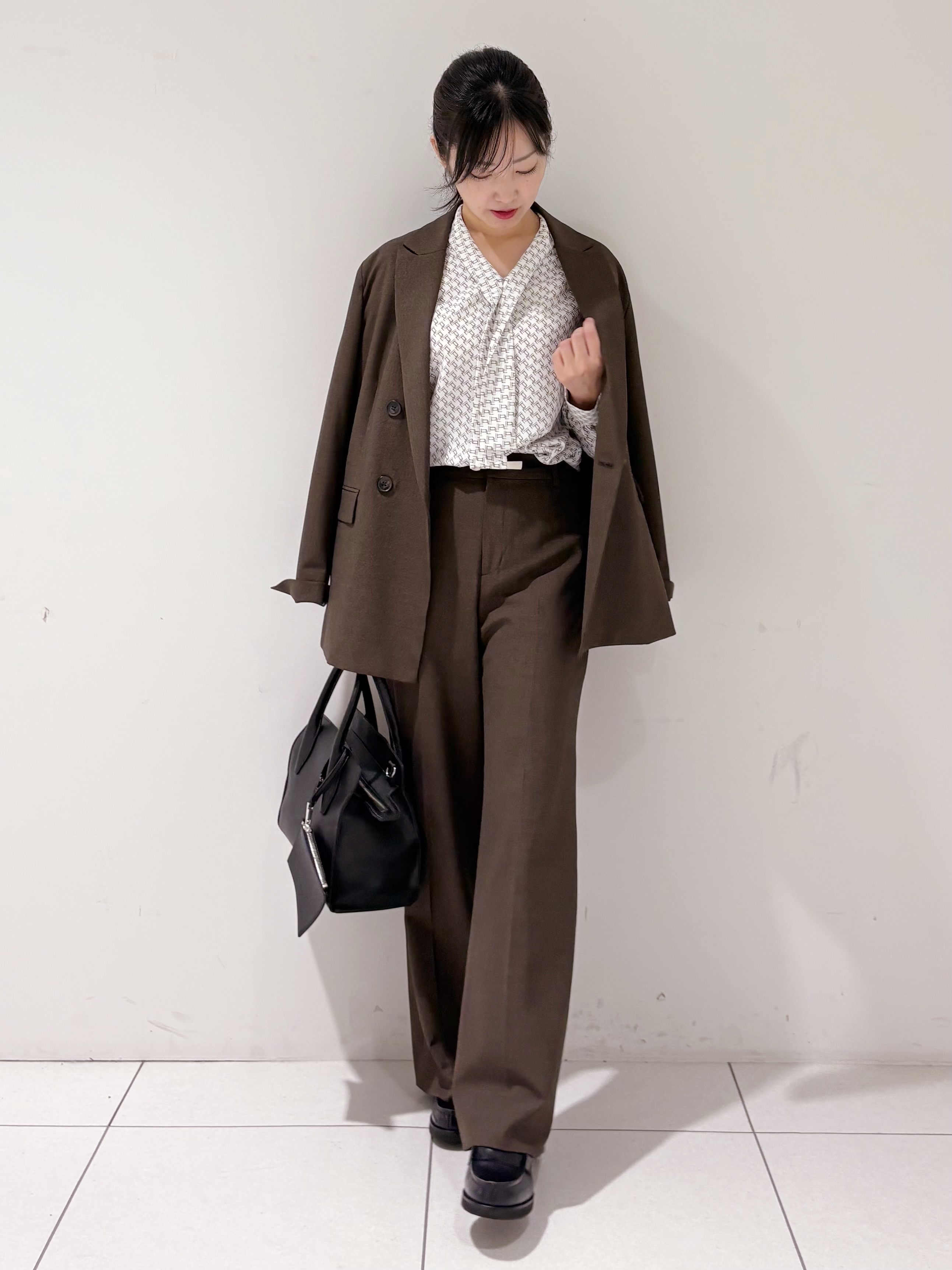 momokoさんの「INDIVI｜【洗濯機OK／ストレッチ◎】秋はじめのダブルジャケット」を使ったコーディネート