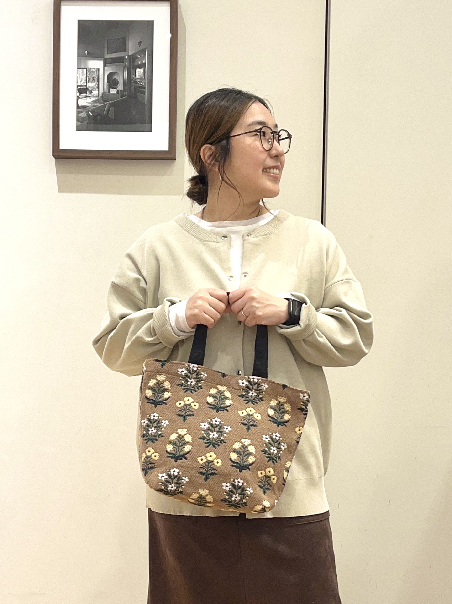 harusakuさんの「SHOO･LA･RUE｜【セットアップ可/洗濯機可】軽やかに羽織れる スポンディッシュ ニットカーディガン」を使ったコーディネート