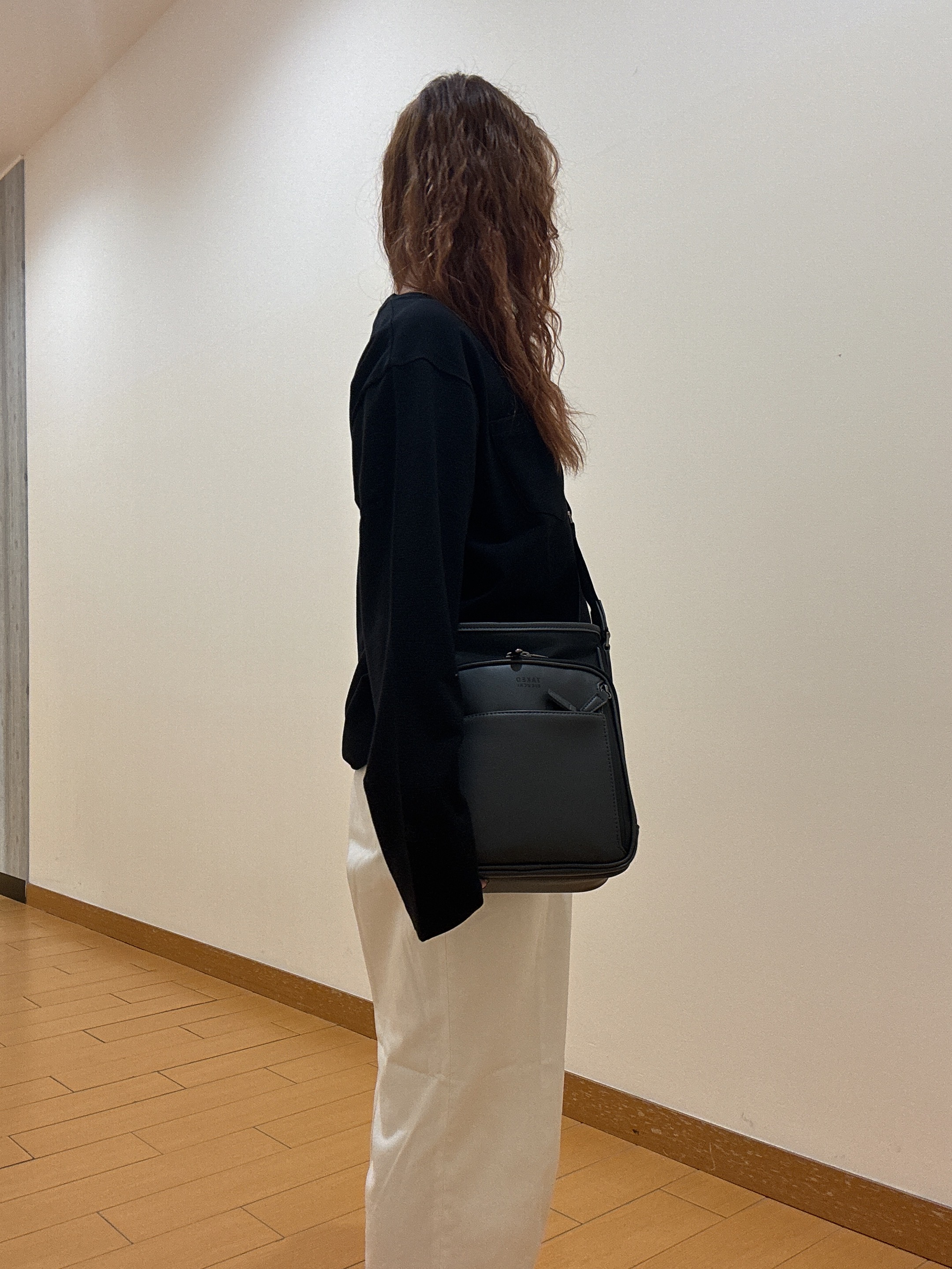 ヒナさんの「TAKEO KIKUCHI｜2重編みガーター ボーダー 長袖 Tシャツ」を使ったコーディネート
