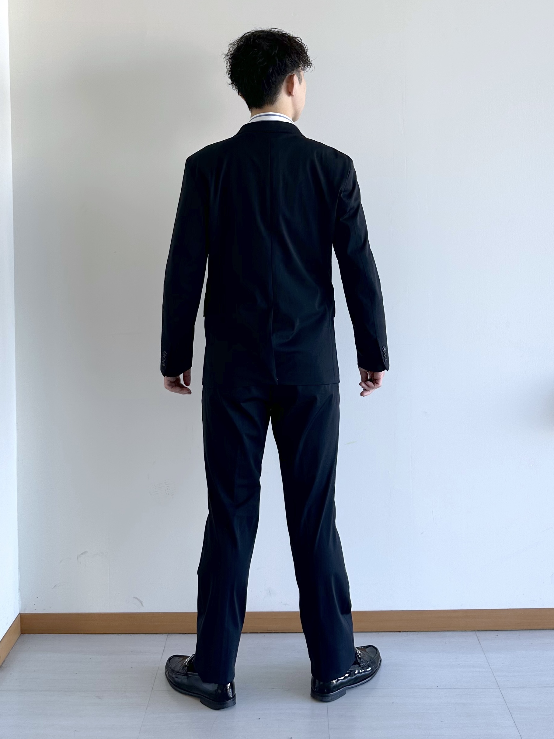 イッシーさんの「TAKEO KIKUCHI｜【360&deg;ストレッチ／軽量】None Of Stress ライト ジャケット（セットアップ対応）」を使ったコーディネート