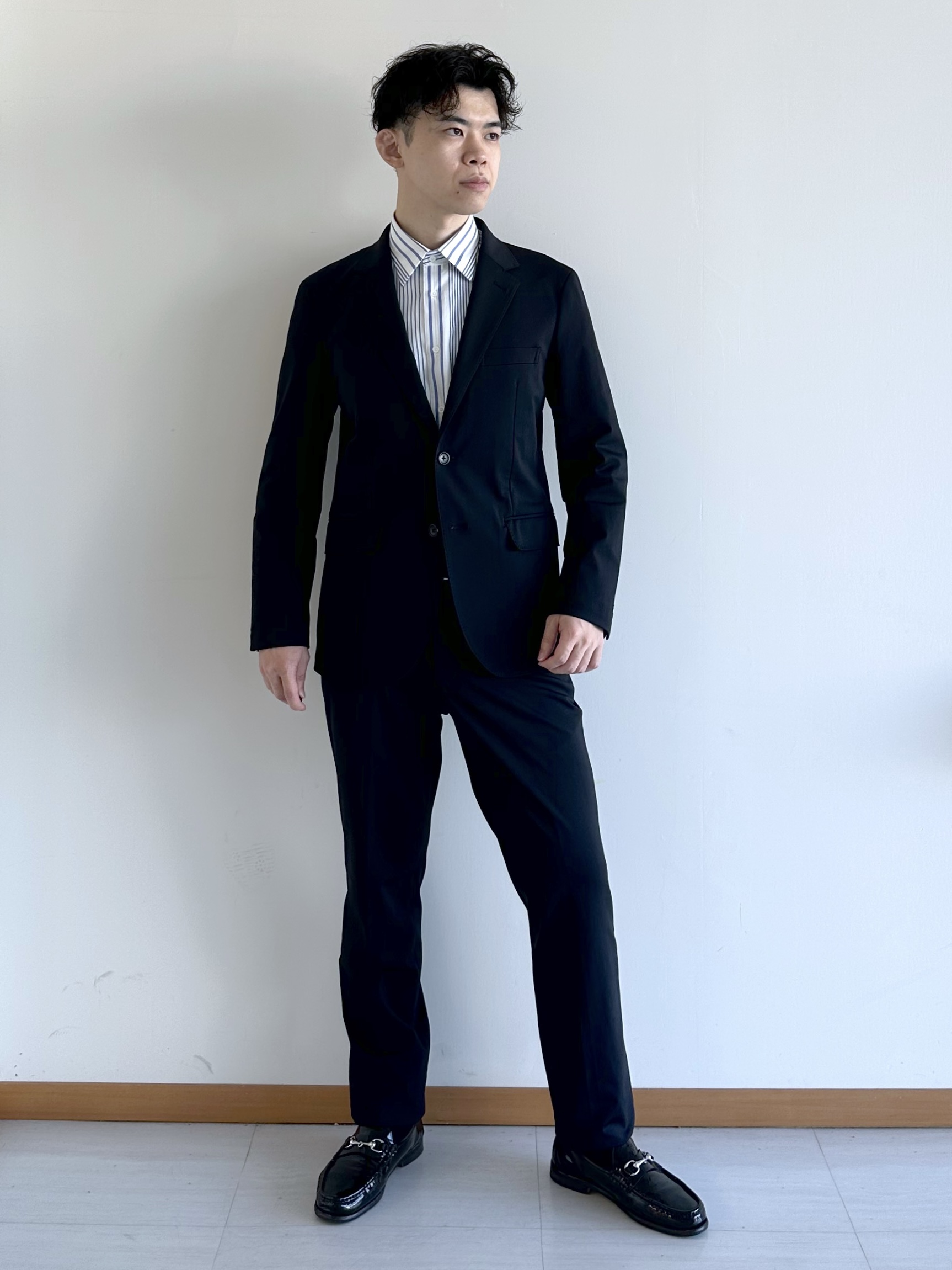 イッシーさんの「TAKEO KIKUCHI｜【360&deg;ストレッチ／軽量】None Of Stress ライト ジャケット（セットアップ対応）」を使ったコーディネート