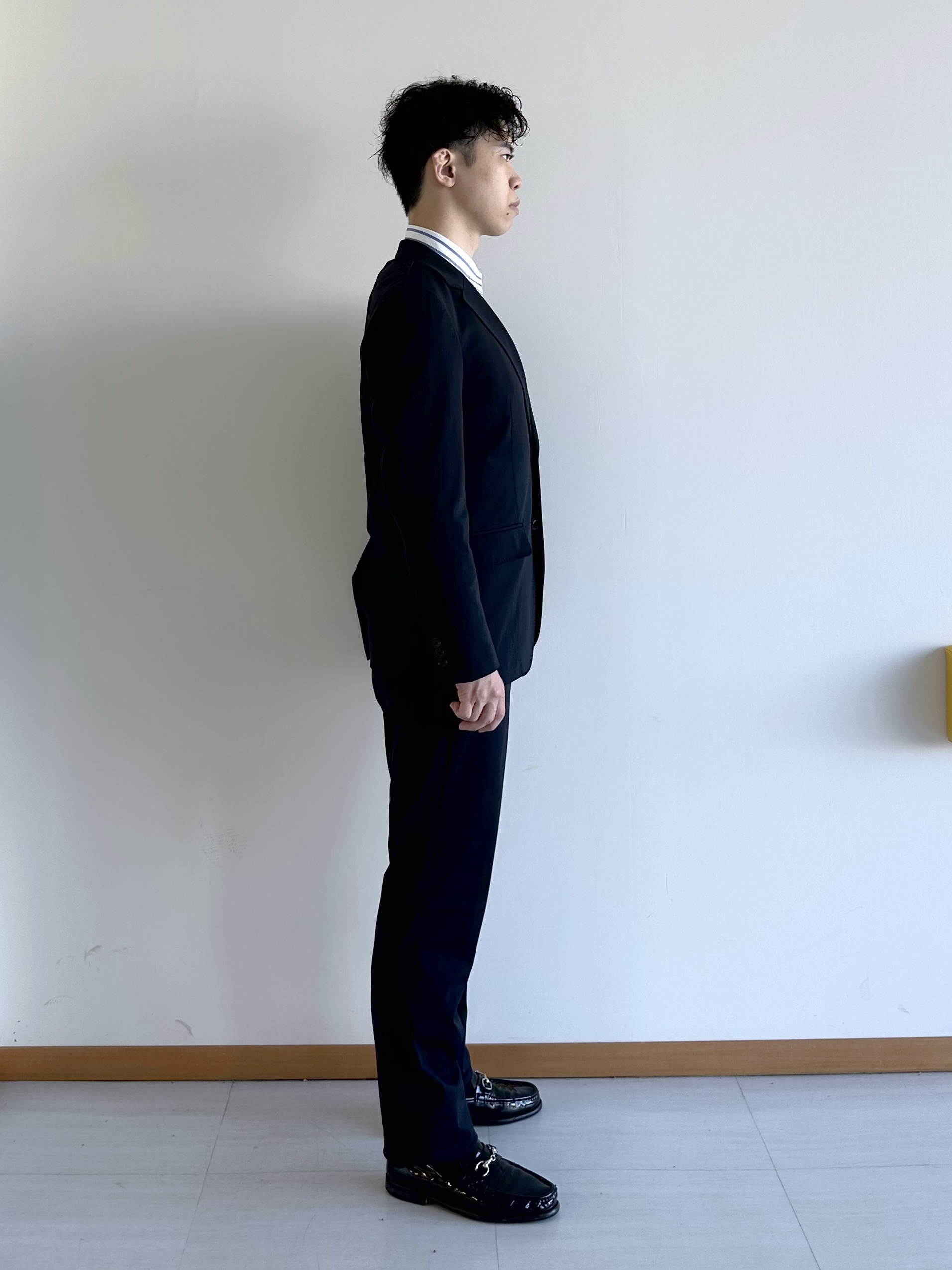 イッシーさんの「TAKEO KIKUCHI｜【360&deg;ストレッチ／軽量】None Of Stress ライト ジャケット（セットアップ対応）」を使ったコーディネート
