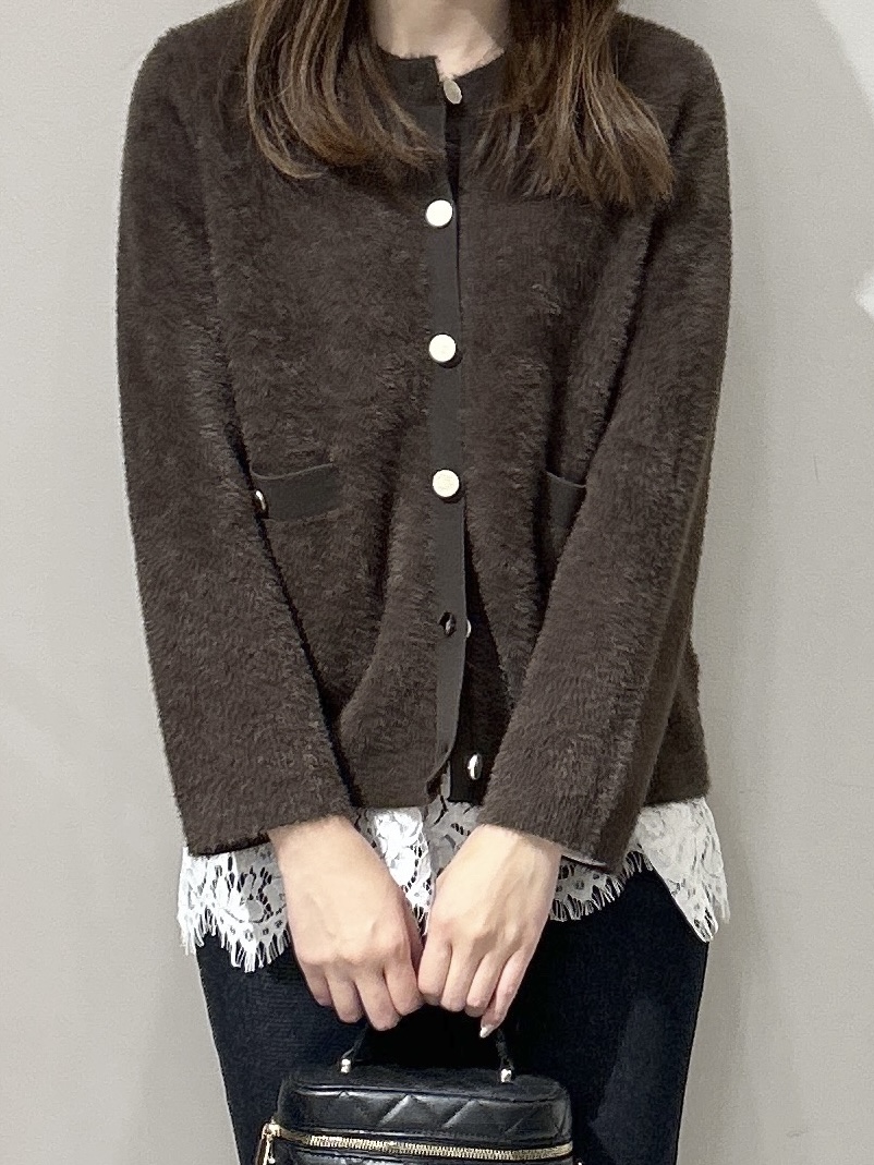 yuikaさんの「OPAQUE.CLIP｜フェザーヤーンニットカーディガン【洗濯機OK】」を使ったコーディネート