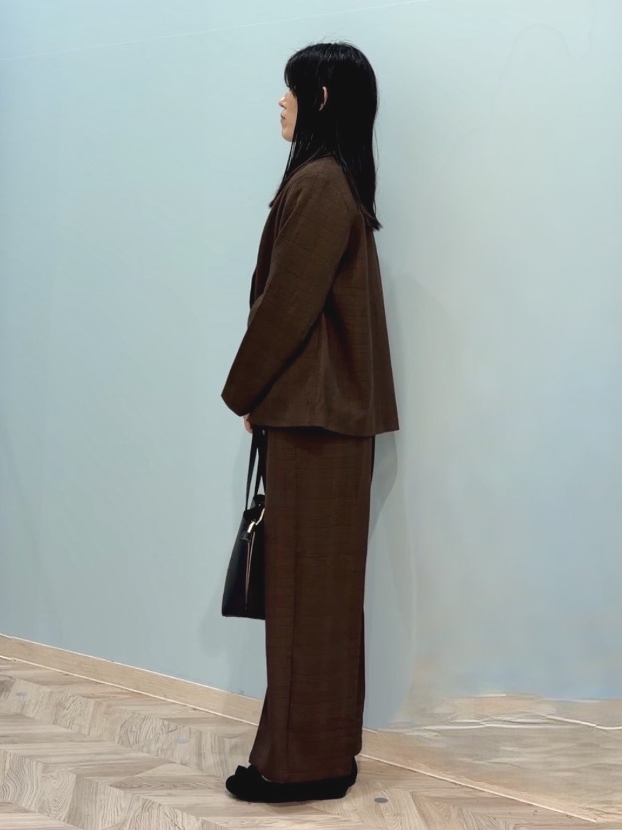 大西直穂さんの「SHOO･LA･RUE｜【セットアップ可/洗濯後しわになりにくい】ウールフィール ダブルジャケット」を使ったコーディネート
