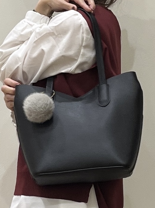 まつみさんの「SHOO･LA･RUE｜【洗濯機可/撥水/マルチWAY】ファーライナー付き 毎日欲張りマンパ」を使ったコーディネート
