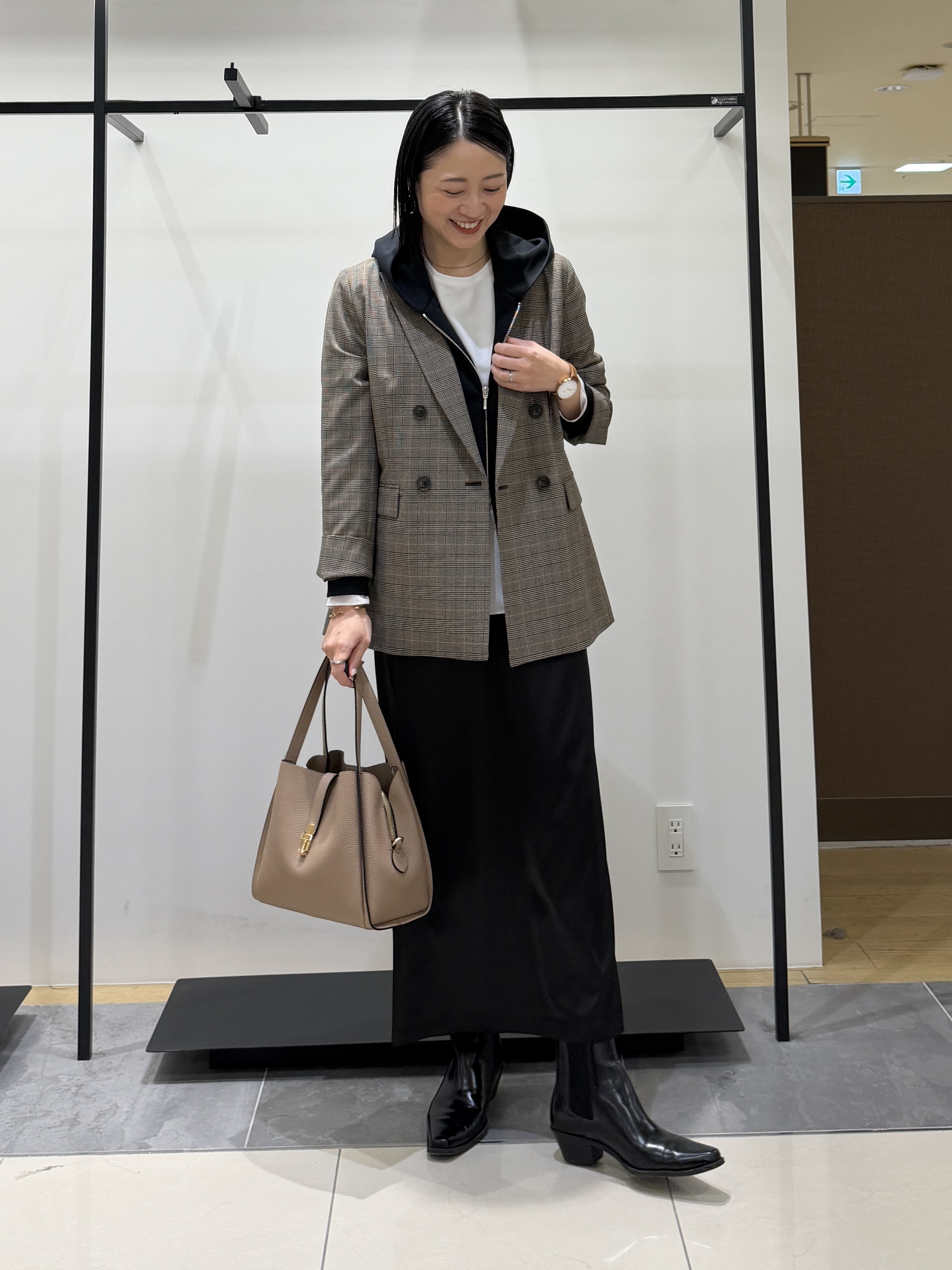 shihoさんの「INDIVI｜【洗濯機OK／ストレッチ◎】秋はじめのダブルジャケット」を使ったコーディネート