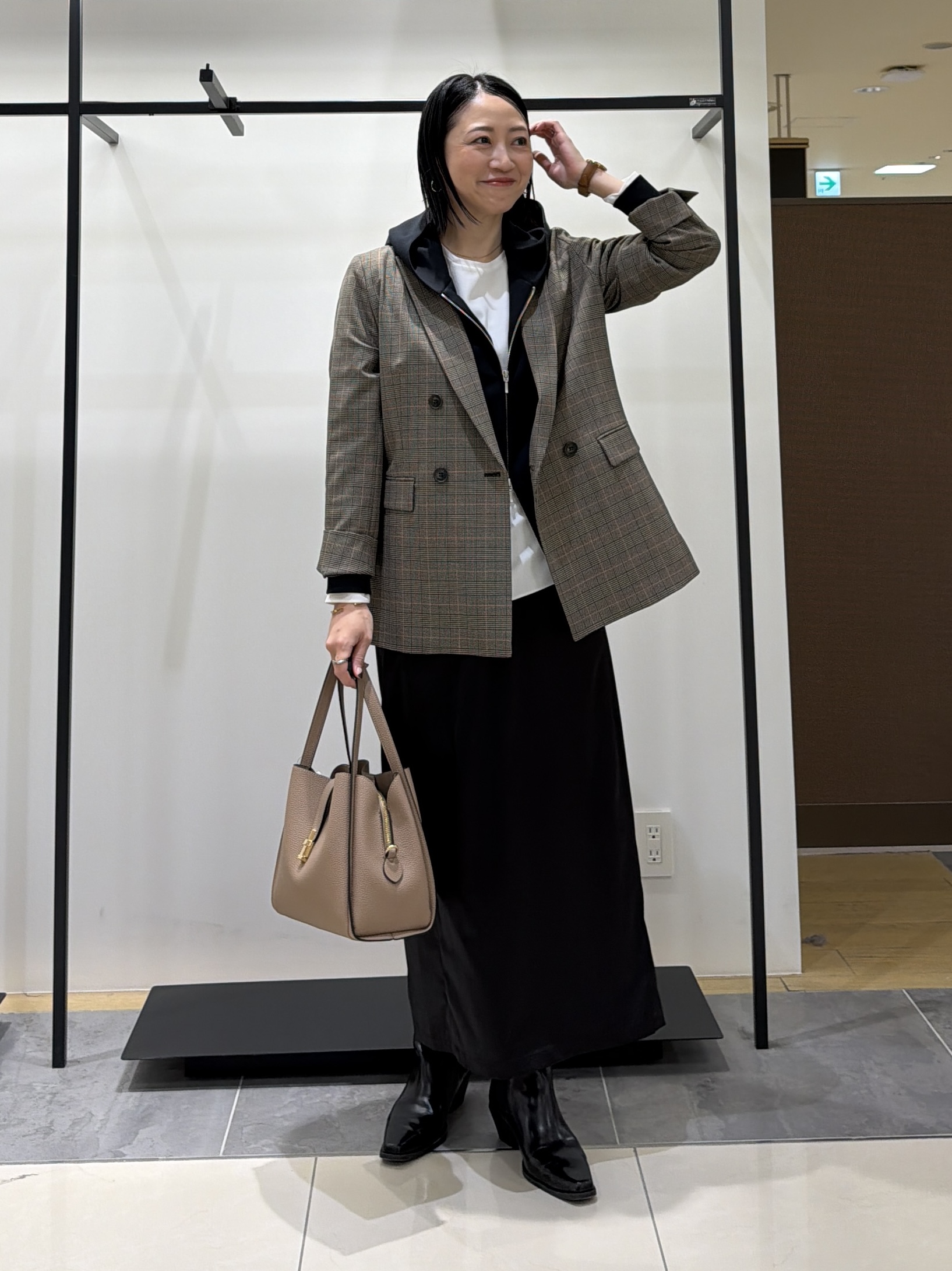 shihoさんの「INDIVI｜【洗濯機OK／ストレッチ◎】秋はじめのダブルジャケット」を使ったコーディネート