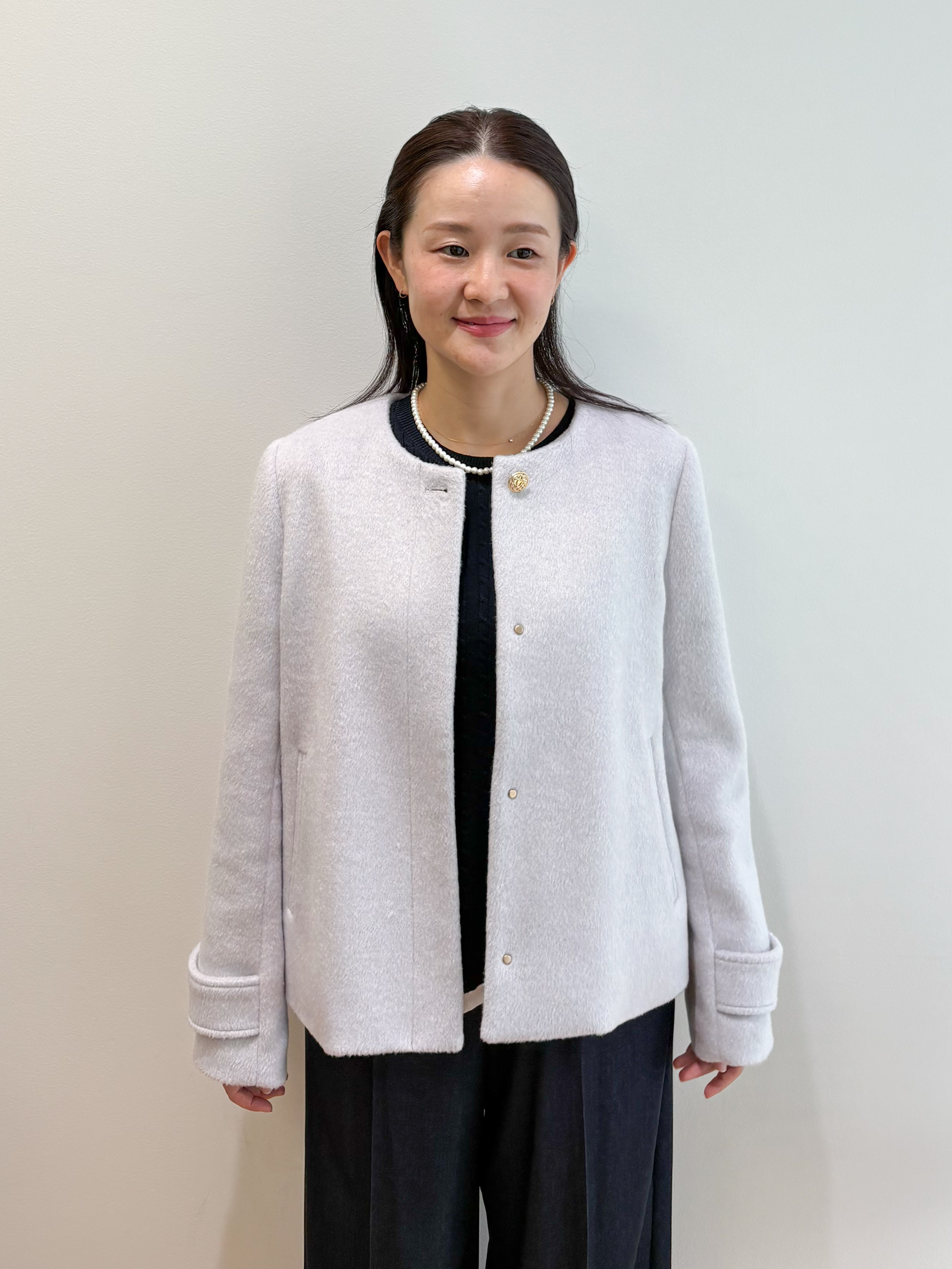 そねなおさんの「index｜【植草美幸先生が指南する好印象スタイル】カシミヤ混ノーカラーショートコート」を使ったコーディネート
