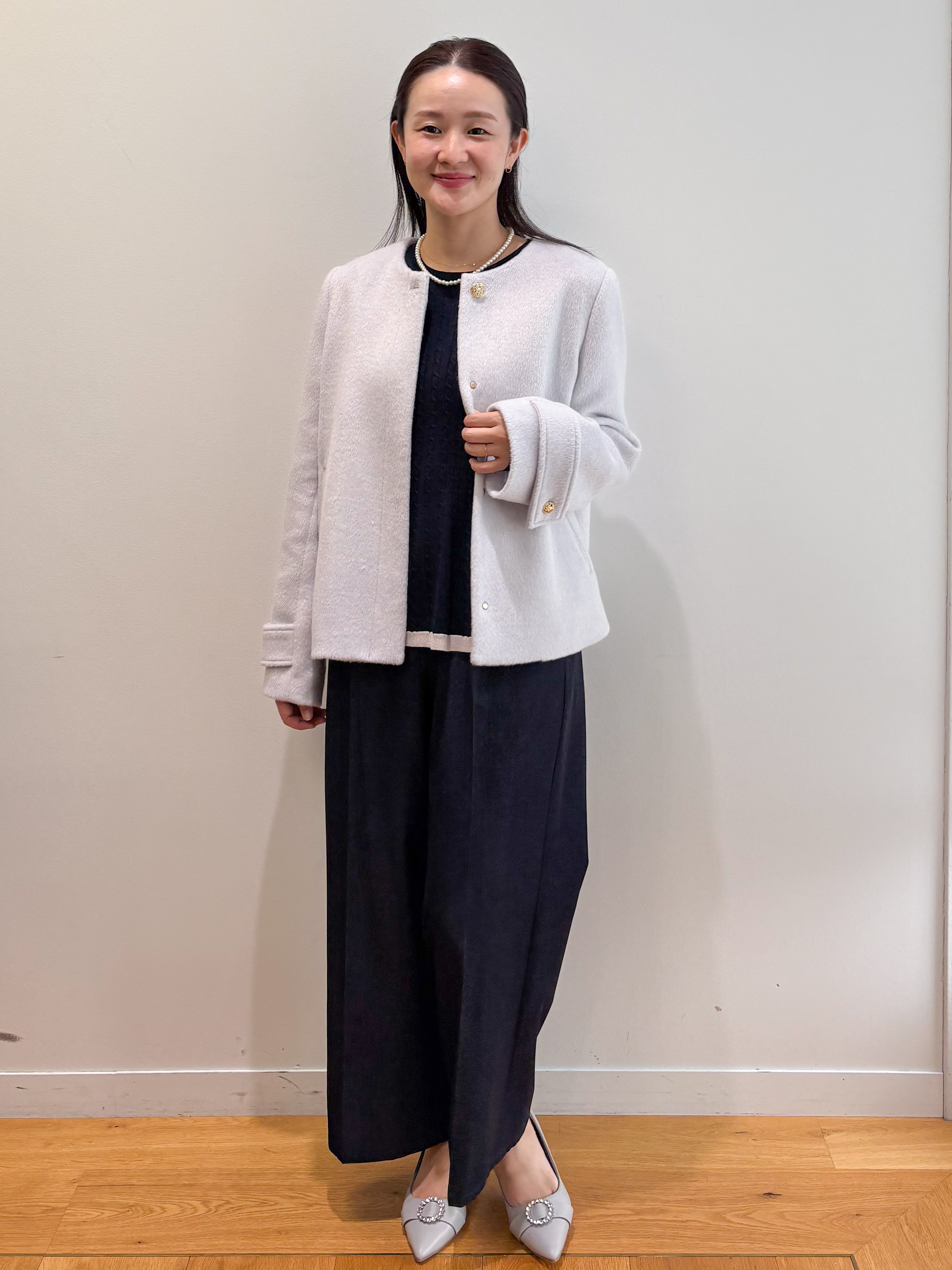 そねなおさんの「index｜【植草美幸先生が指南する好印象スタイル】カシミヤ混ノーカラーショートコート」を使ったコーディネート