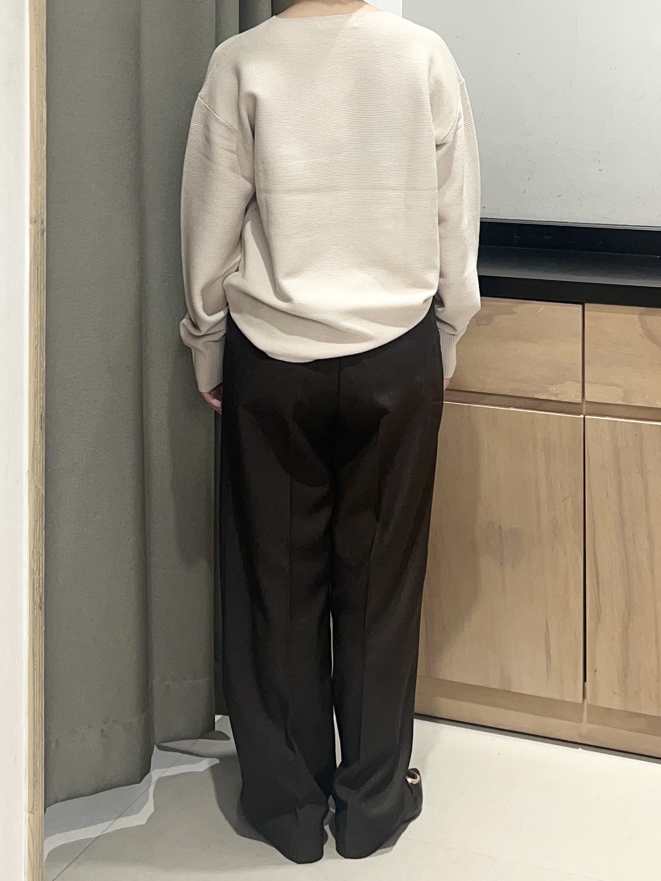 かのさんの「THE SHOP TK｜【毛玉防止/蓄熱/洗える】美映えガーターニット」を使ったコーディネート