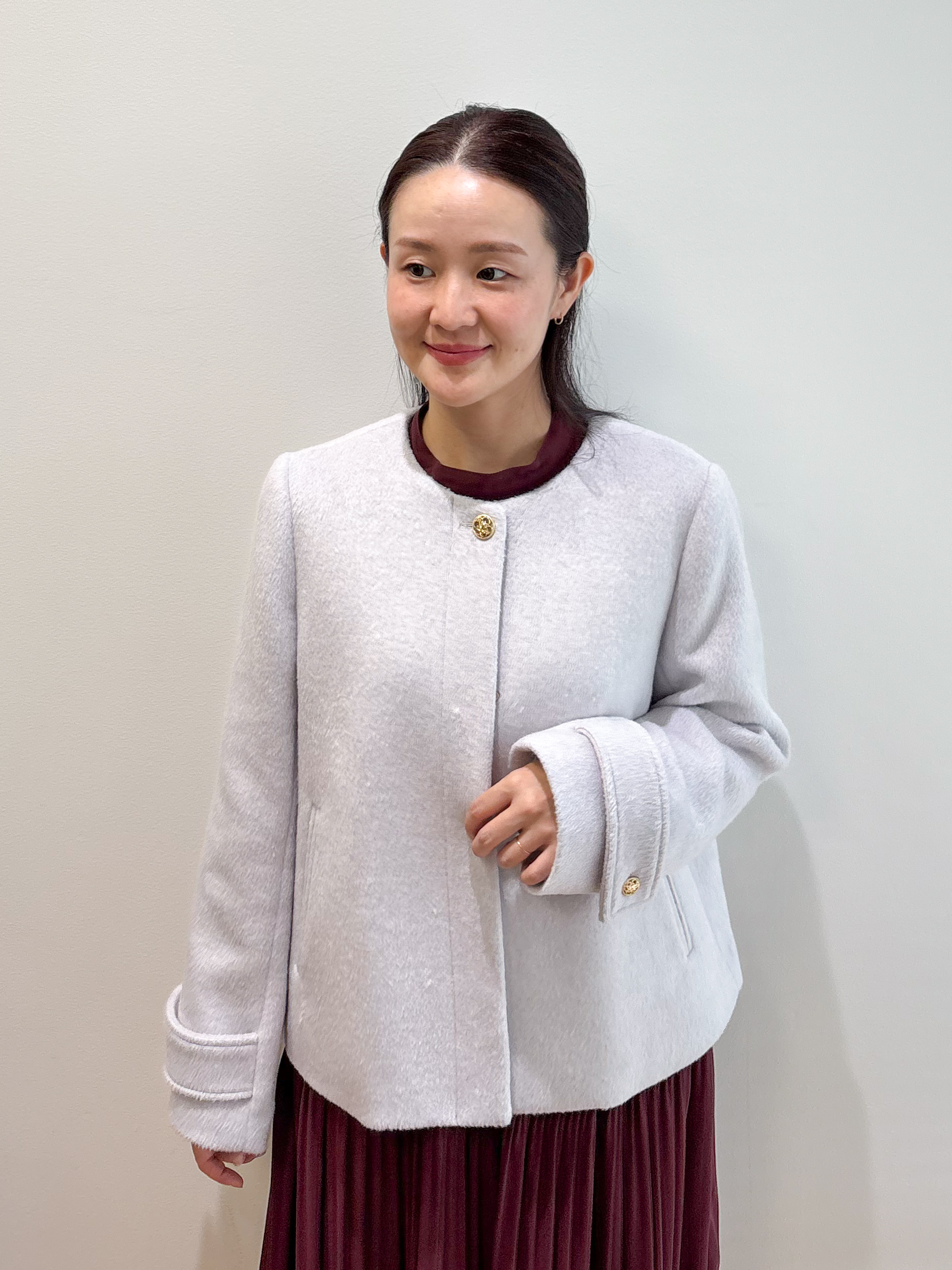 そねなおさんの「index｜【植草美幸先生が指南する好印象スタイル】カシミヤ混ノーカラーショートコート」を使ったコーディネート