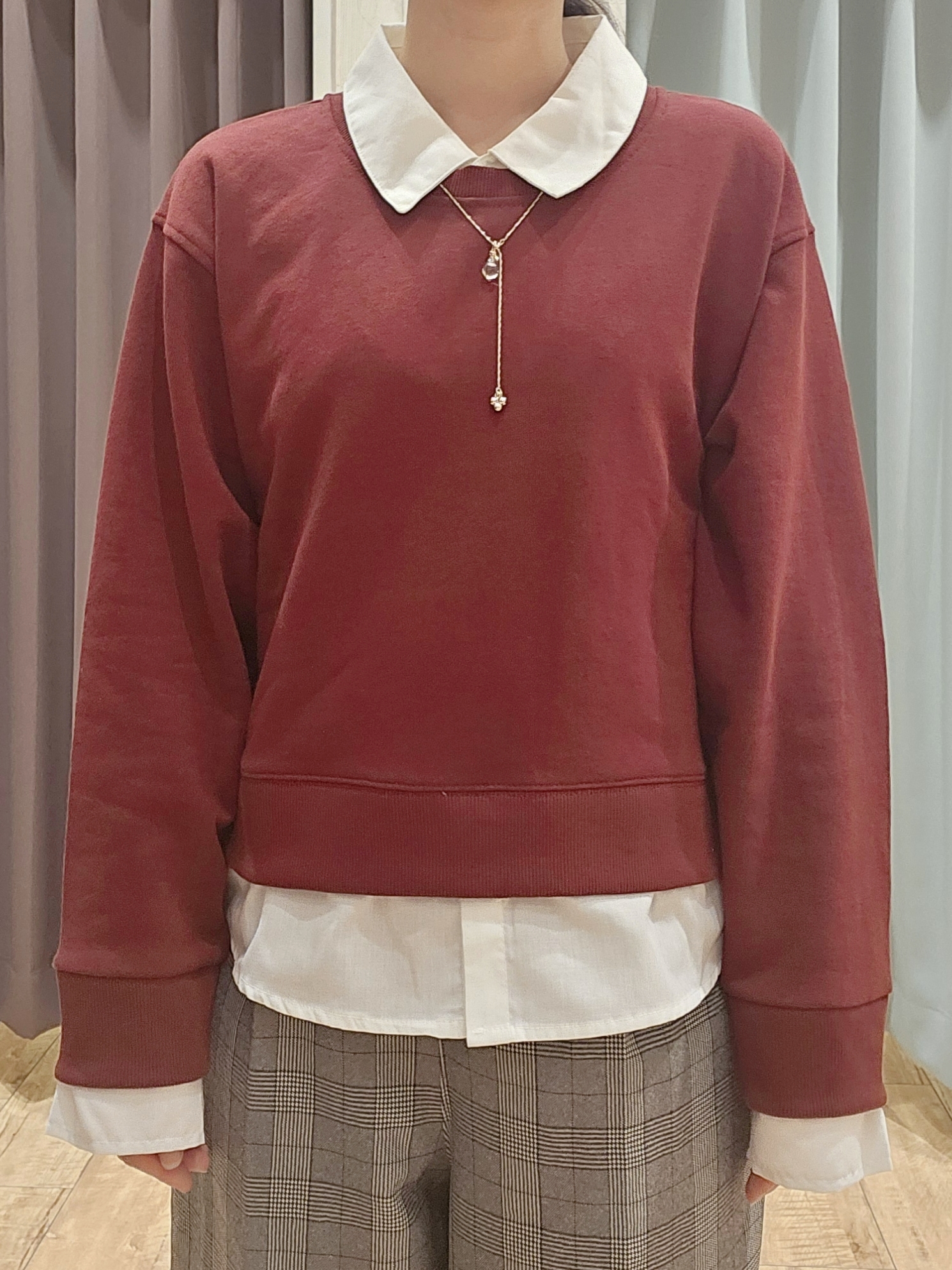 miyaさんの「SHOO･LA･RUE｜【S-LL/洗濯機可】一枚でレイヤード感が完成する シャツドッキング裏毛トップス」を使ったコーディネート