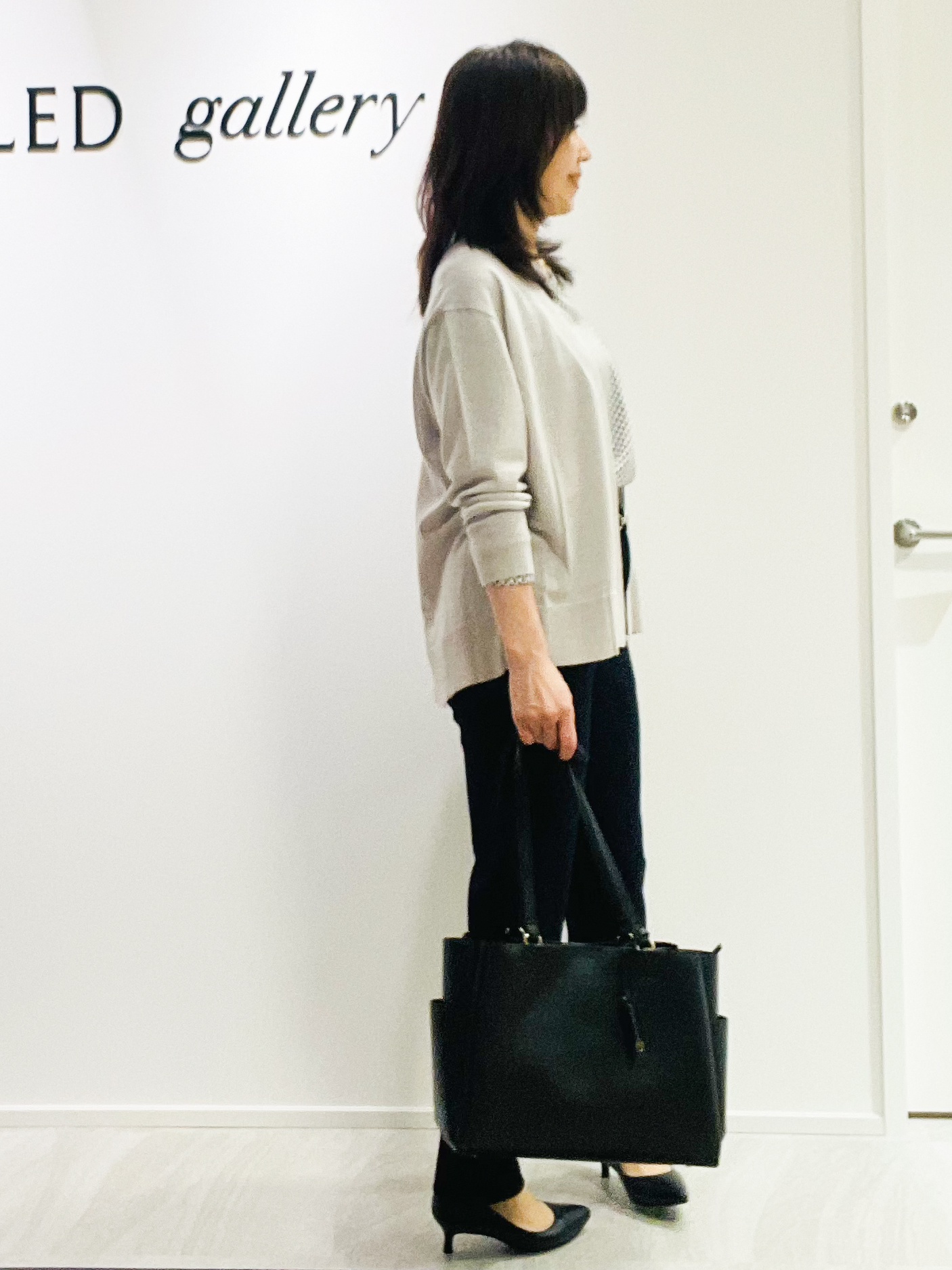 めいさんの「UNTITLED｜【アンサンブル可/秋羽織り/通勤】シルクウールカシミヤカーディガン」を使ったコーディネート