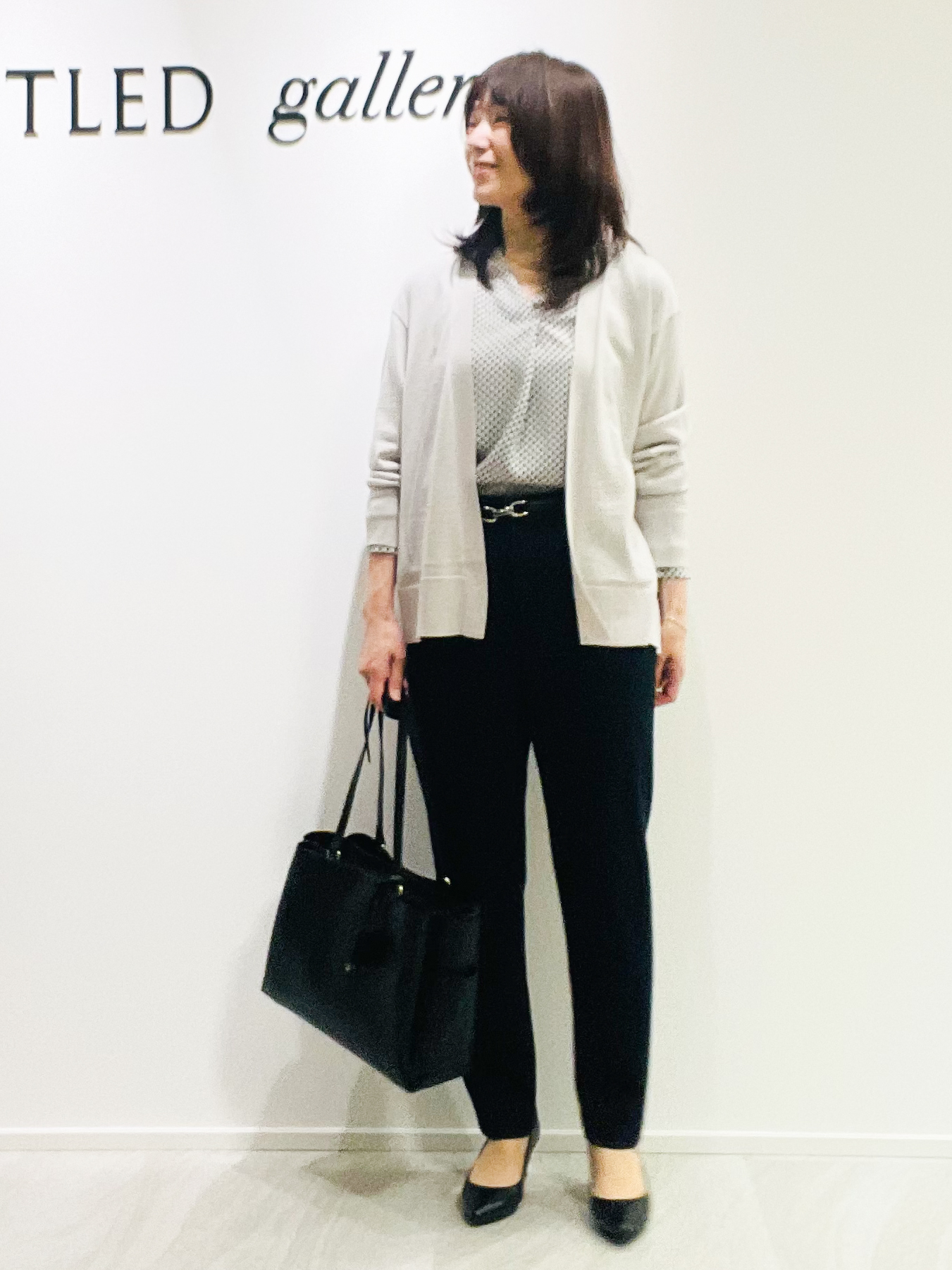めいさんの「UNTITLED｜【アンサンブル可/秋羽織り/通勤】シルクウールカシミヤカーディガン」を使ったコーディネート