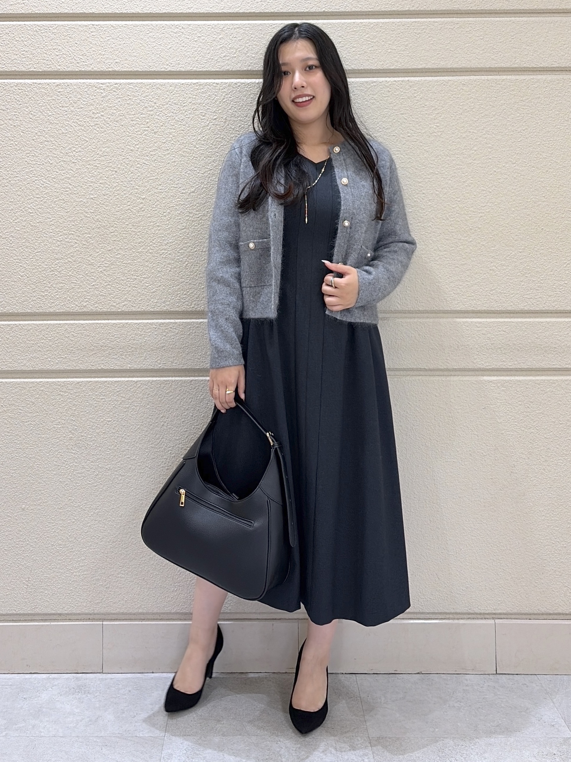 Momokaさんの「COUP DE CHANCE｜【手洗い可／ラクーン混】ヘアリーカーディガン」を使ったコーディネート