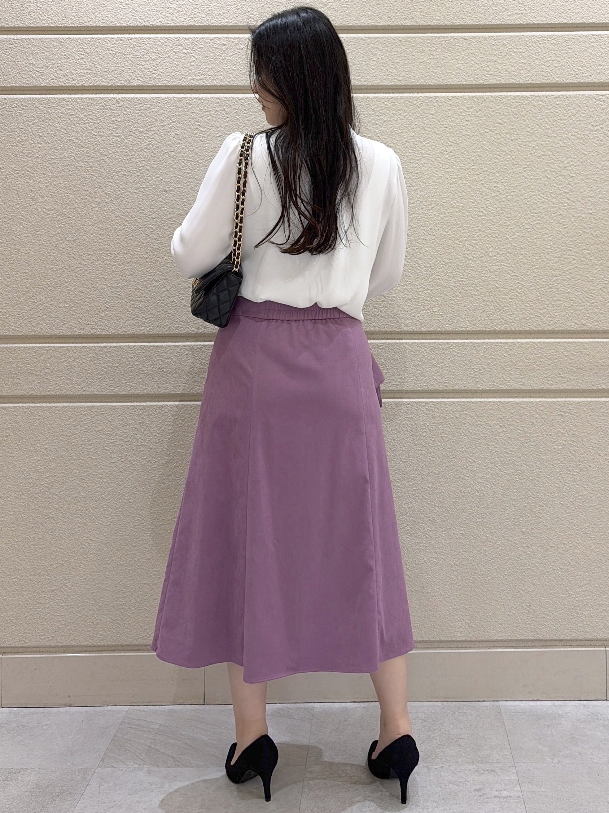 Momokaさんの「COUP DE CHANCE｜【手洗い可/セットアップ可】スエード調ノーカラージャケット」を使ったコーディネート