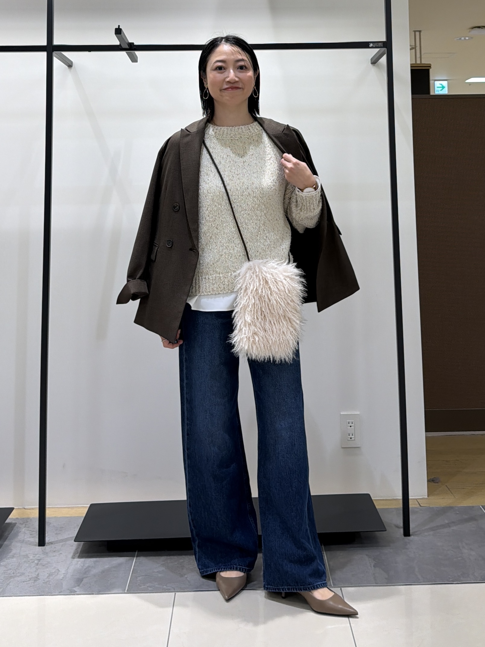 shihoさんの「INDIVI｜【洗濯機OK／ストレッチ◎】秋はじめのダブルジャケット」を使ったコーディネート