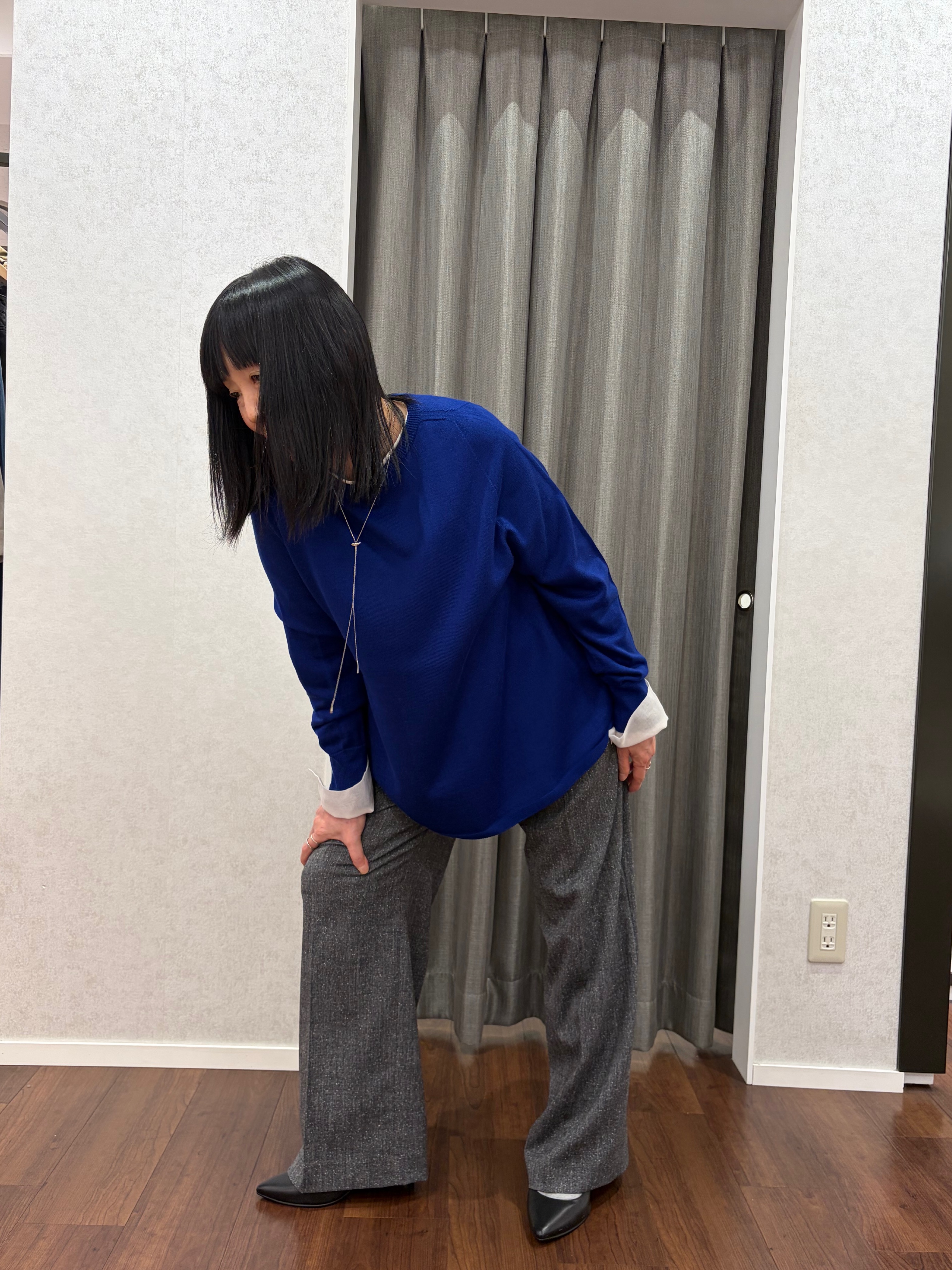 あーるさんの「UNTITLED｜【きれいに体型カバー/8色展開】Aラインシルエットニットプルオーバー」を使ったコーディネート