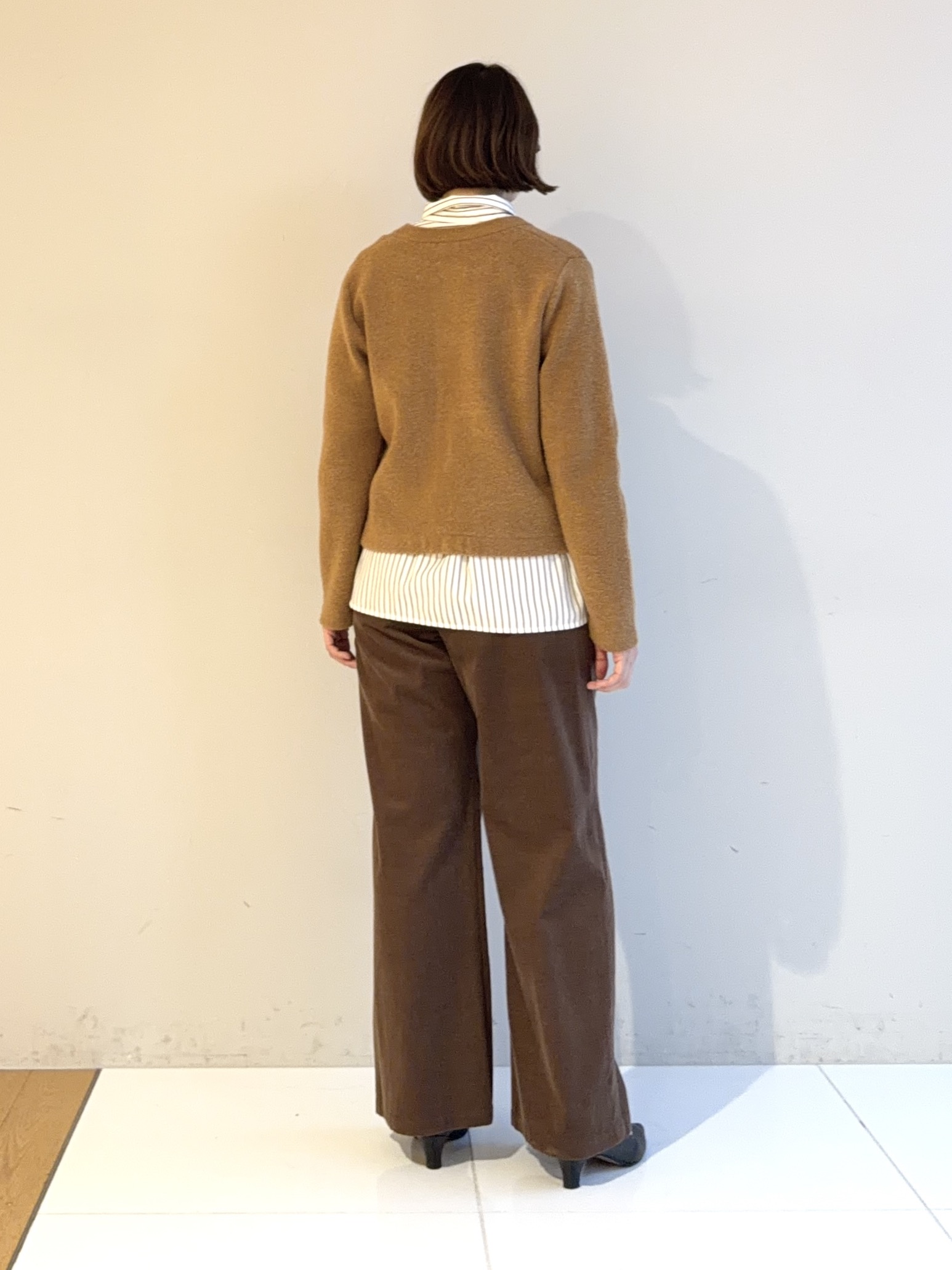 murayamaさんの「INDIVI｜【軽やか】ブークレニットジャケット」を使ったコーディネート