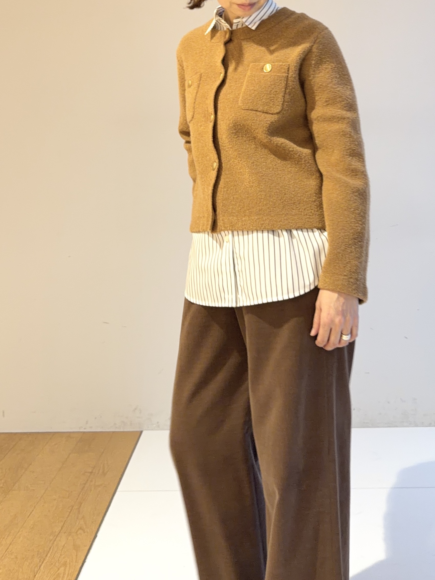 murayamaさんの「INDIVI｜【軽やか】ブークレニットジャケット」を使ったコーディネート