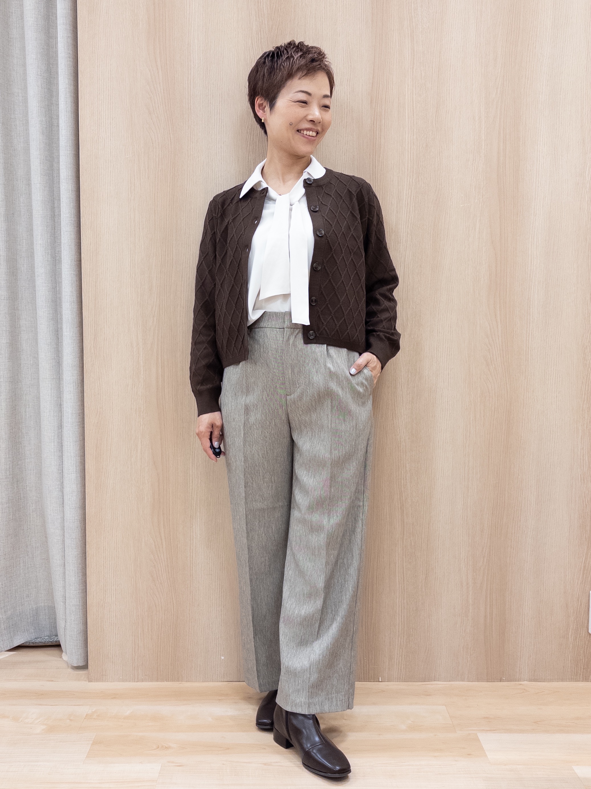 シュウコさんの「grove｜シアーレースプチネックインナー」を使ったコーディネート