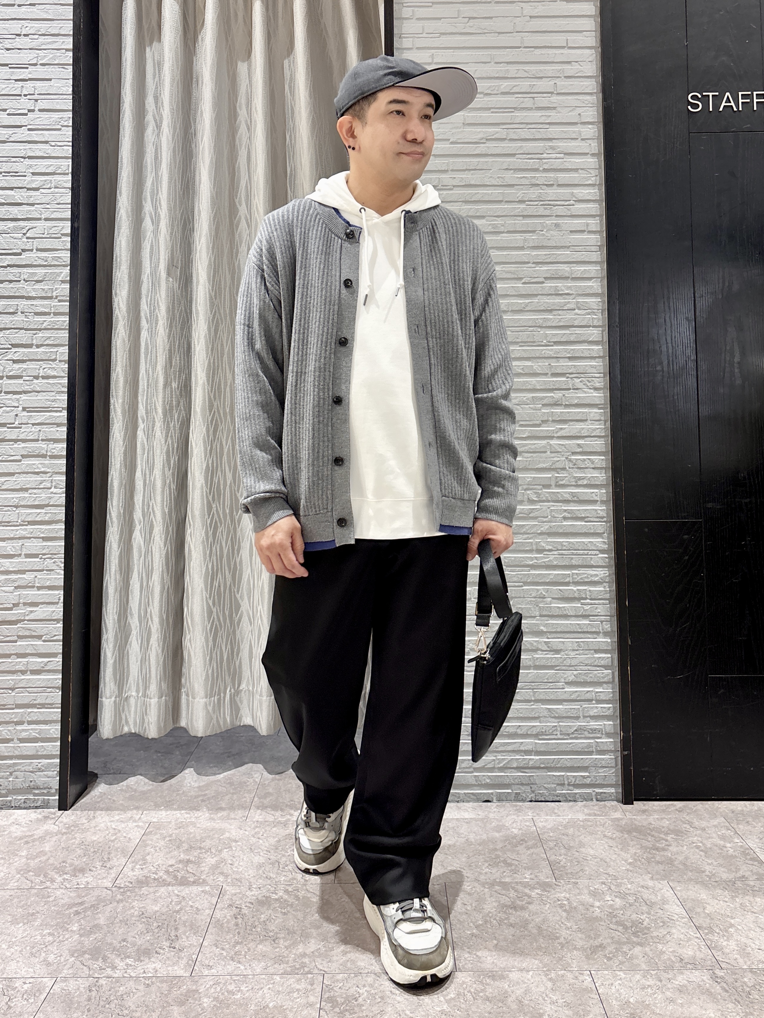 Pーyamaさんの「THE SHOP TK｜レイヤードデザイン カーディガン」を使ったコーディネート