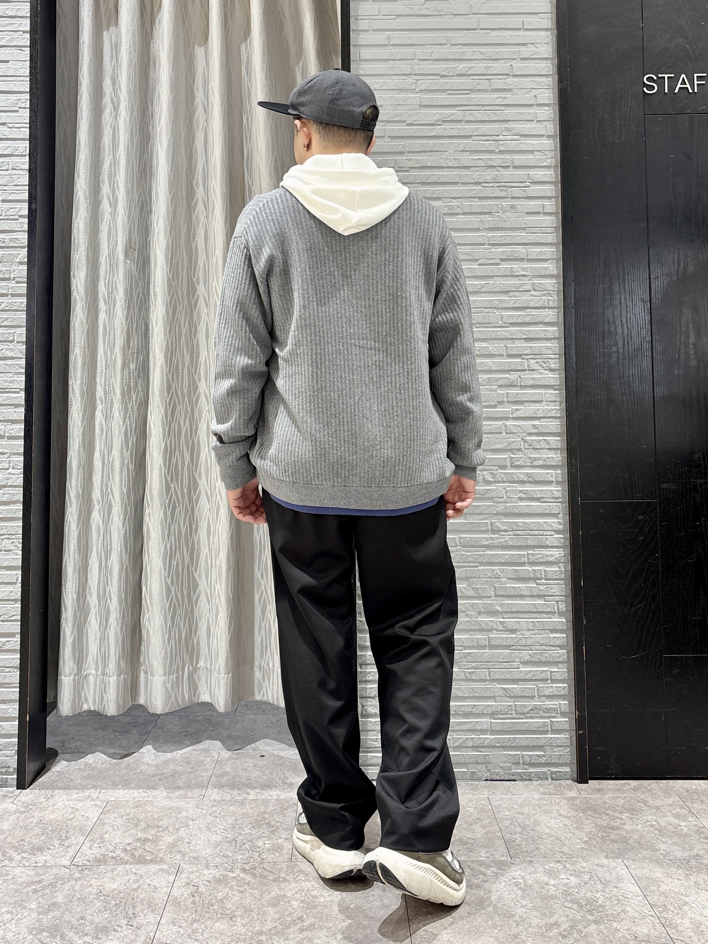 Pーyamaさんの「THE SHOP TK｜レイヤードデザイン カーディガン」を使ったコーディネート