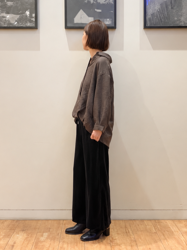 momoharuさんの「SHOO･LA･RUE｜【洗濯後しわになりにくい/インしてる風】1枚で着映える裾タックシャツ」を使ったコーディネート
