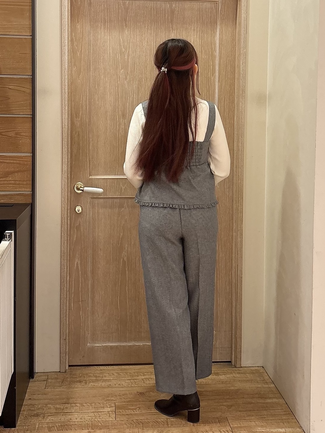 miiさんの「SHOO･LA･RUE｜【絶妙なゆるピタ/S-LL/洗濯機可】ちくちくしにくいリブハイネック やわらかニット」を使ったコーディネート