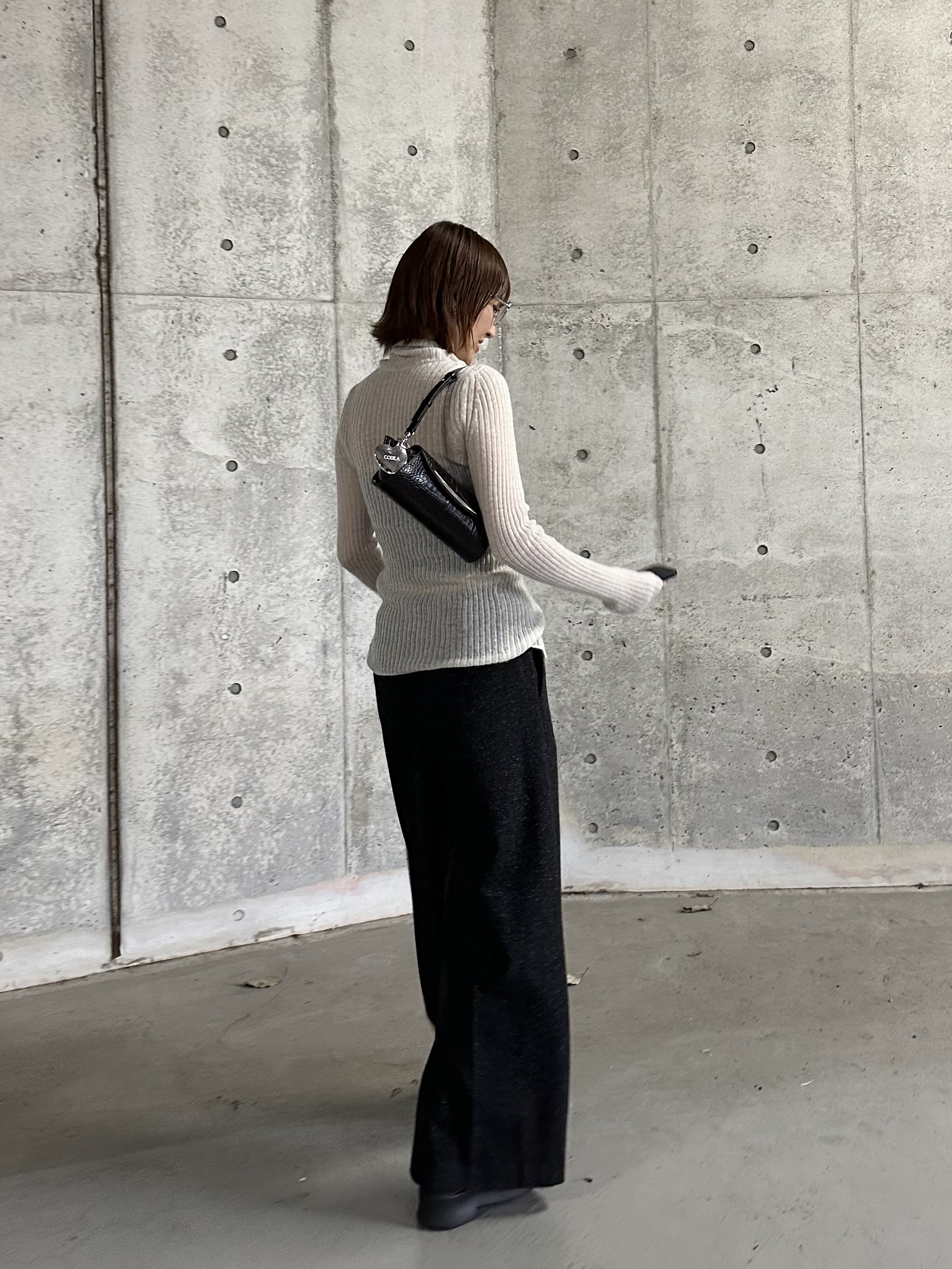 harunaさんの「CODE A｜nep tweed zip wide pants」を使ったコーディネート