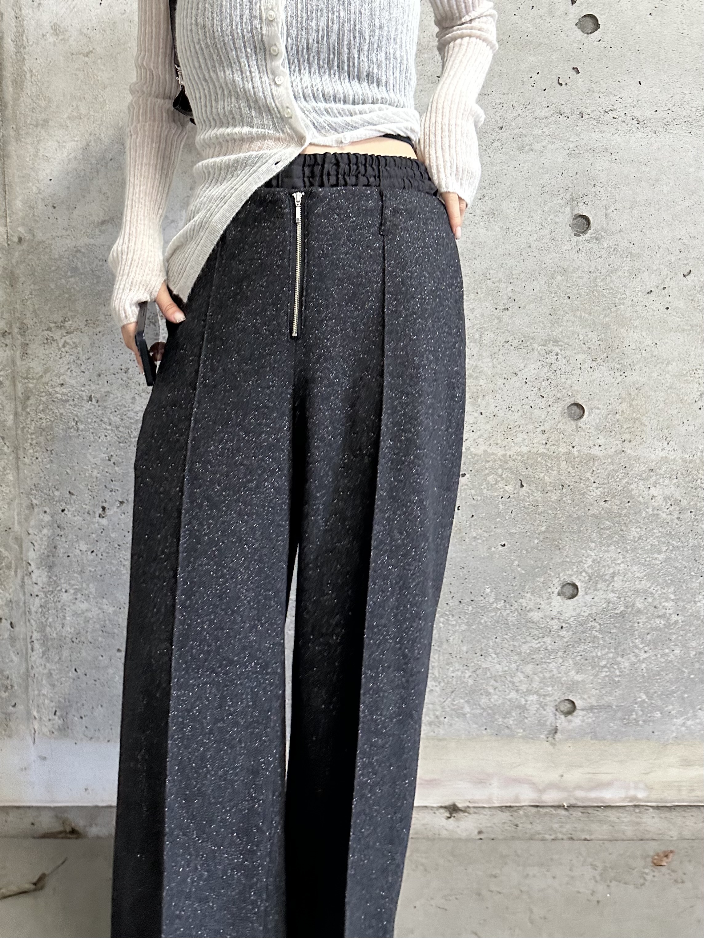 harunaさんの「CODE A｜nep tweed zip wide pants」を使ったコーディネート