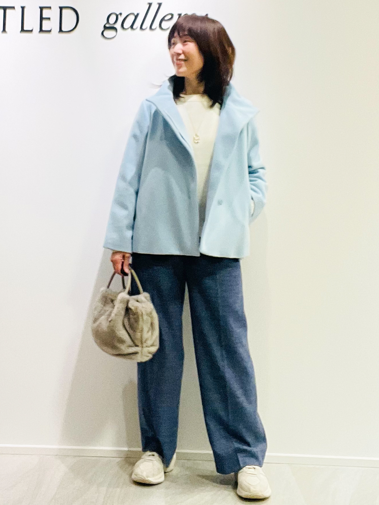 めいさんの「UNTITLED｜【軽アウター/ウール100】ウールショートコート」を使ったコーディネート