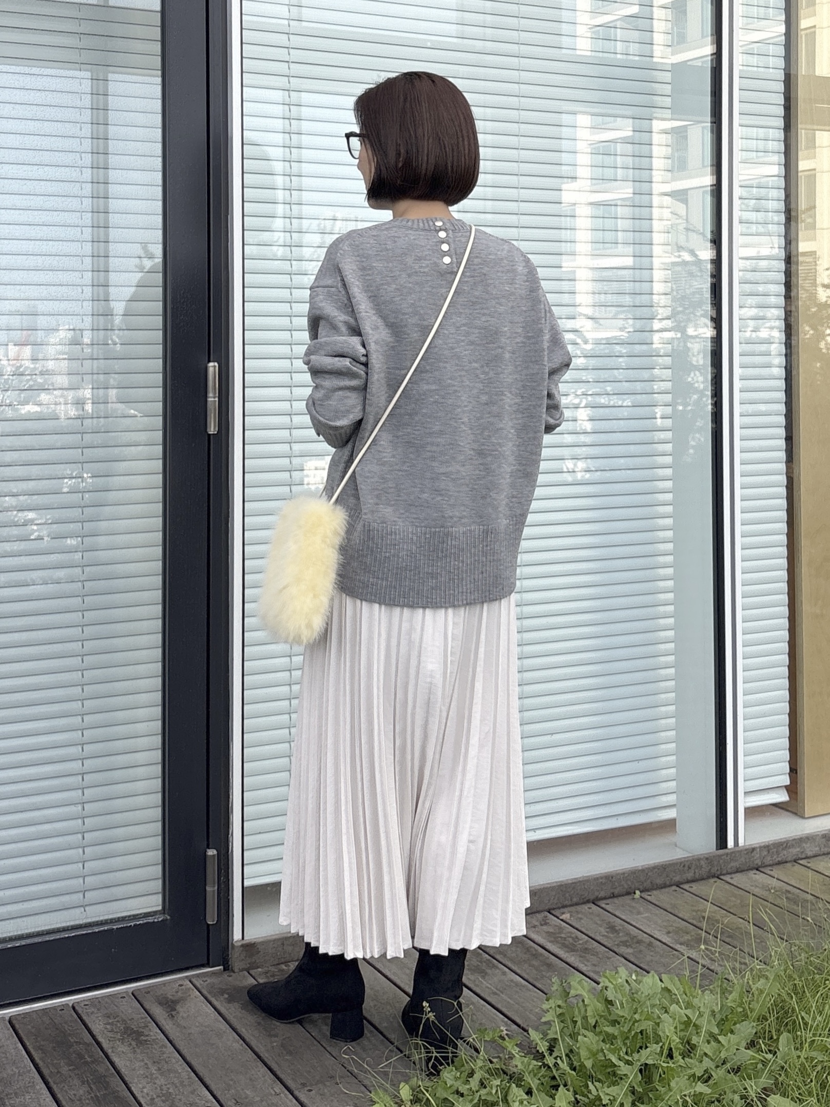 NAKAさんの「OPAQUE.CLIP｜【森絵梨佳さん着用】スウェードライクプリーツスカート《S～LL/5col／洗濯機OK》」を使ったコーディネート